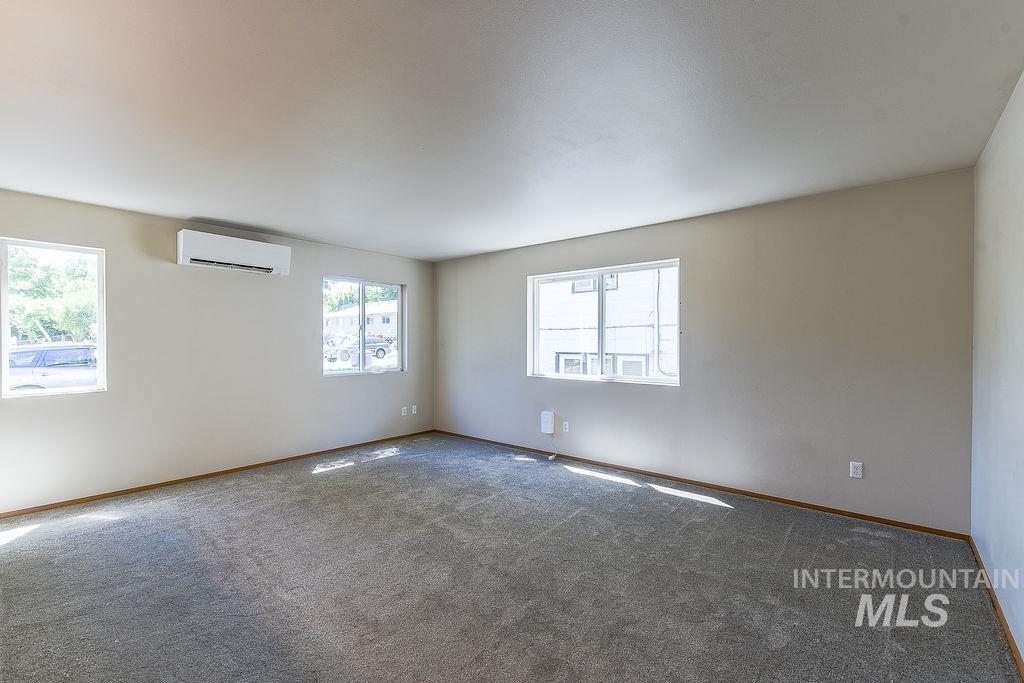 732/734 E 7th St., Moscow, Idaho 83843, 2 Bedrooms, 1 Bathroom, Residential Income For Sale, Price $449,000, 98991016