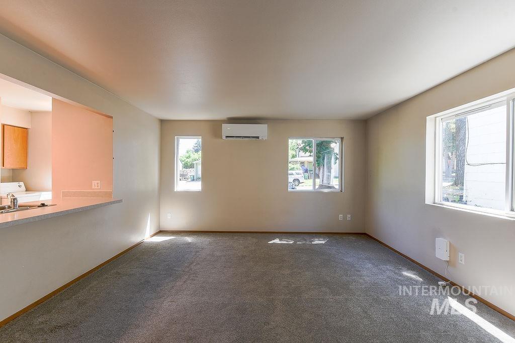 732/734 E 7th St., Moscow, Idaho 83843, 2 Bedrooms, 1 Bathroom, Residential Income For Sale, Price $449,000, 98991016