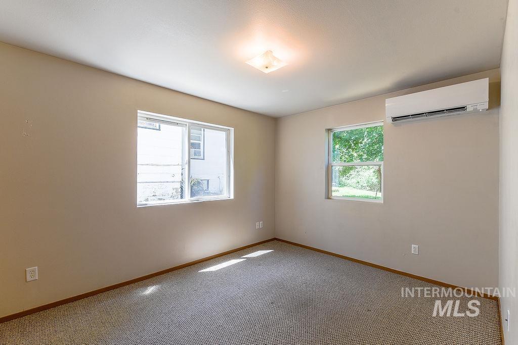 732/734 E 7th St., Moscow, Idaho 83843, 2 Bedrooms, 1 Bathroom, Residential Income For Sale, Price $449,000, 98991016