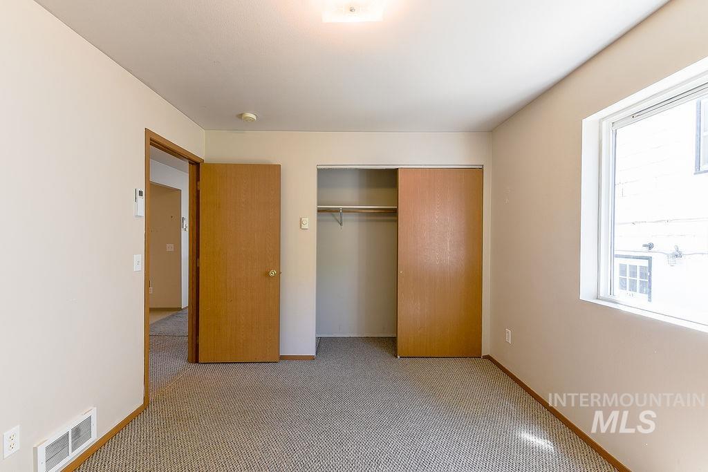 732/734 E 7th St., Moscow, Idaho 83843, 2 Bedrooms, 1 Bathroom, Residential Income For Sale, Price $449,000, 98991016