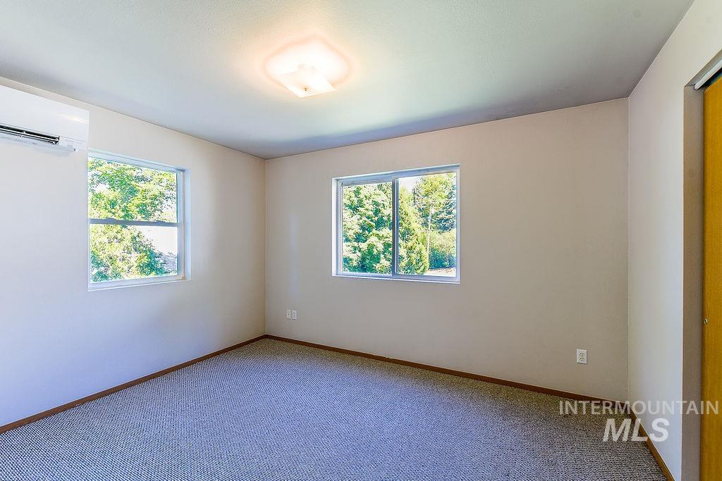 732/734 E 7th St., Moscow, Idaho 83843, 2 Bedrooms, 1 Bathroom, Residential Income For Sale, Price $449,000, 98991016