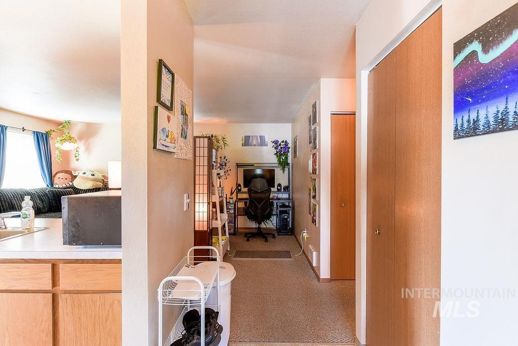 732/734 E 7th St., Moscow, Idaho 83843, 2 Bedrooms, 1 Bathroom, Residential Income For Sale, Price $449,000, 98991016