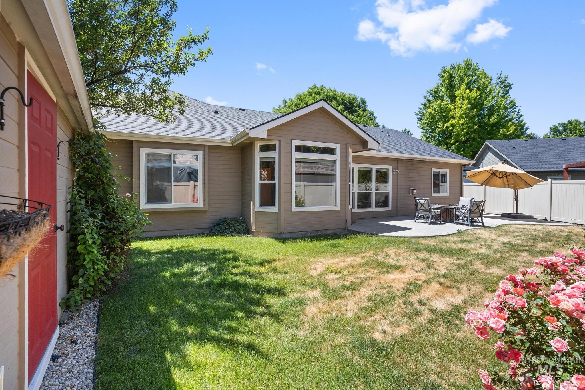 2716 S Bayou Bar Way, Meridian, Idaho 83642, 4 Bedrooms, 3 Bathrooms, Residential For Sale, Price $560,000, 98991018