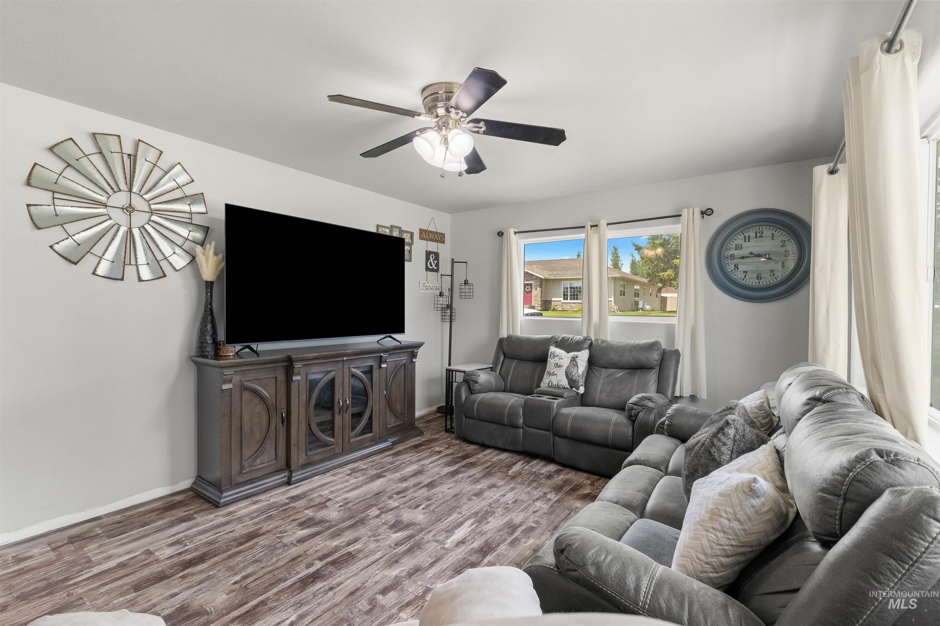 120 4th Avenue, Craigmont, Idaho 83523, 4 Bedrooms, 2 Bathrooms, Residential For Sale, Price $379,900,MLS 98991019