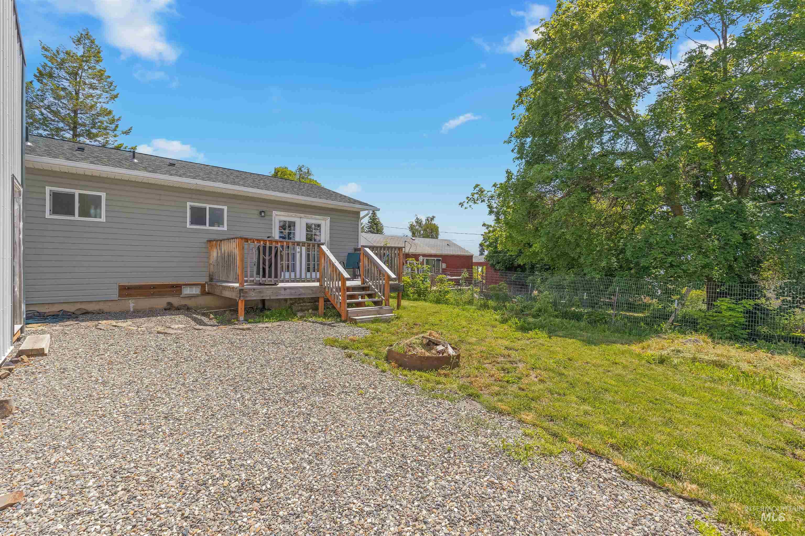 120 4th Avenue, Craigmont, Idaho 83523, 4 Bedrooms, 2 Bathrooms, Residential For Sale, Price $379,900,MLS 98991019