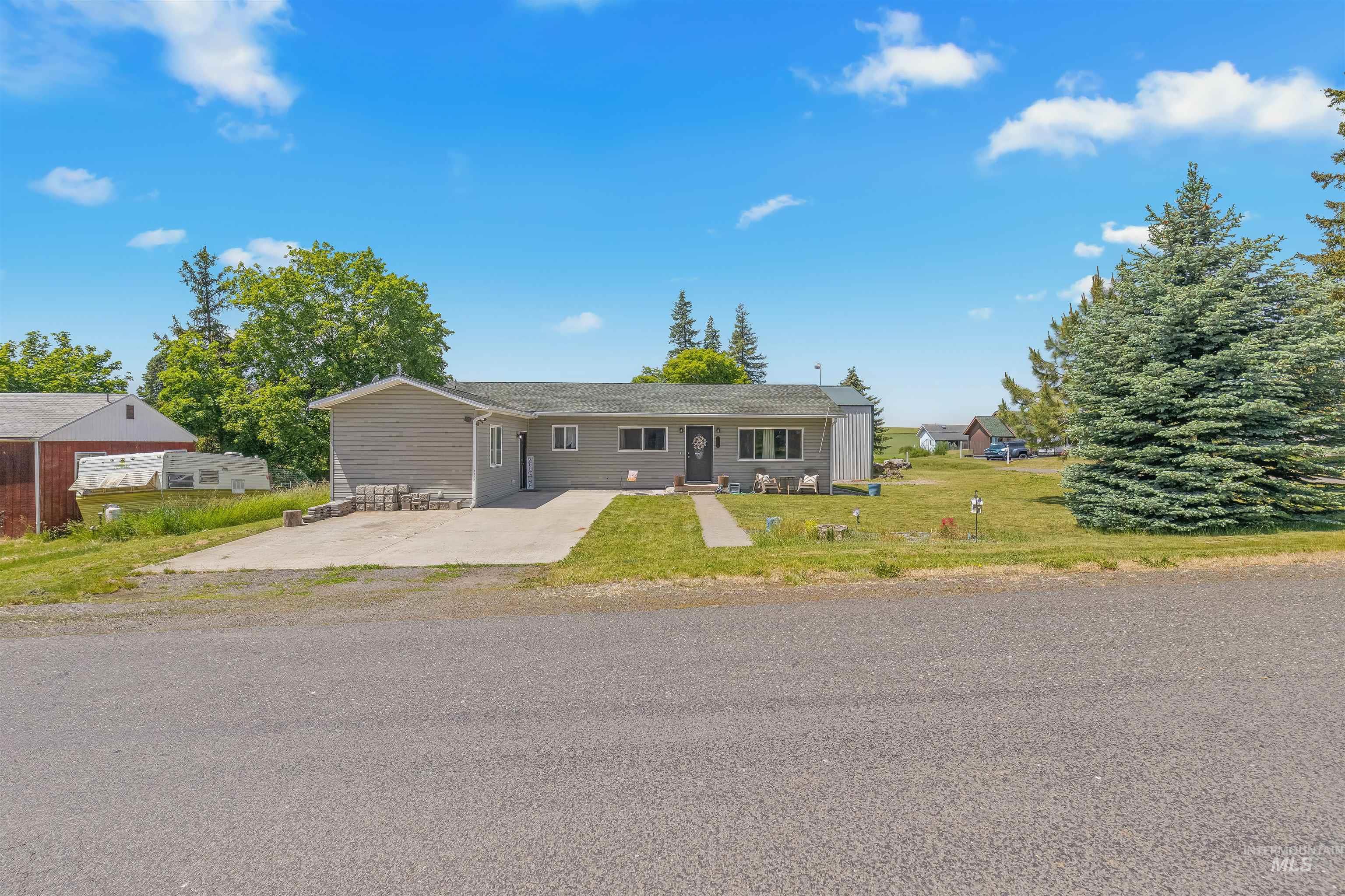 120 4th Avenue, Craigmont, Idaho 83523, 4 Bedrooms, 2 Bathrooms, Residential For Sale, Price $379,900,MLS 98991019