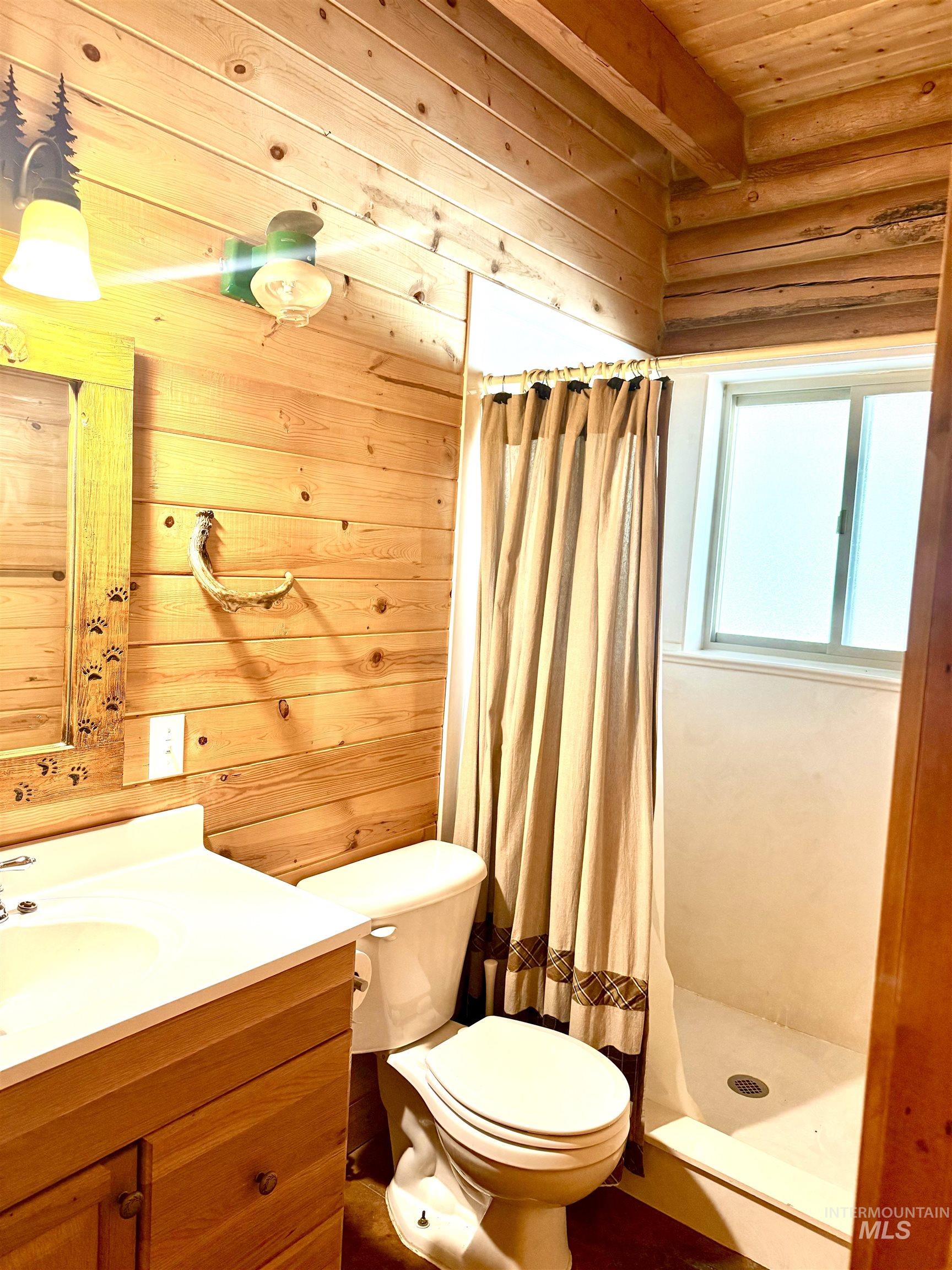2049 Fleck Summit Rd, Fairfield, Idaho 83327, 1 Bedroom, 1 Bathroom, Residential For Sale, Price $510,000, 98991021