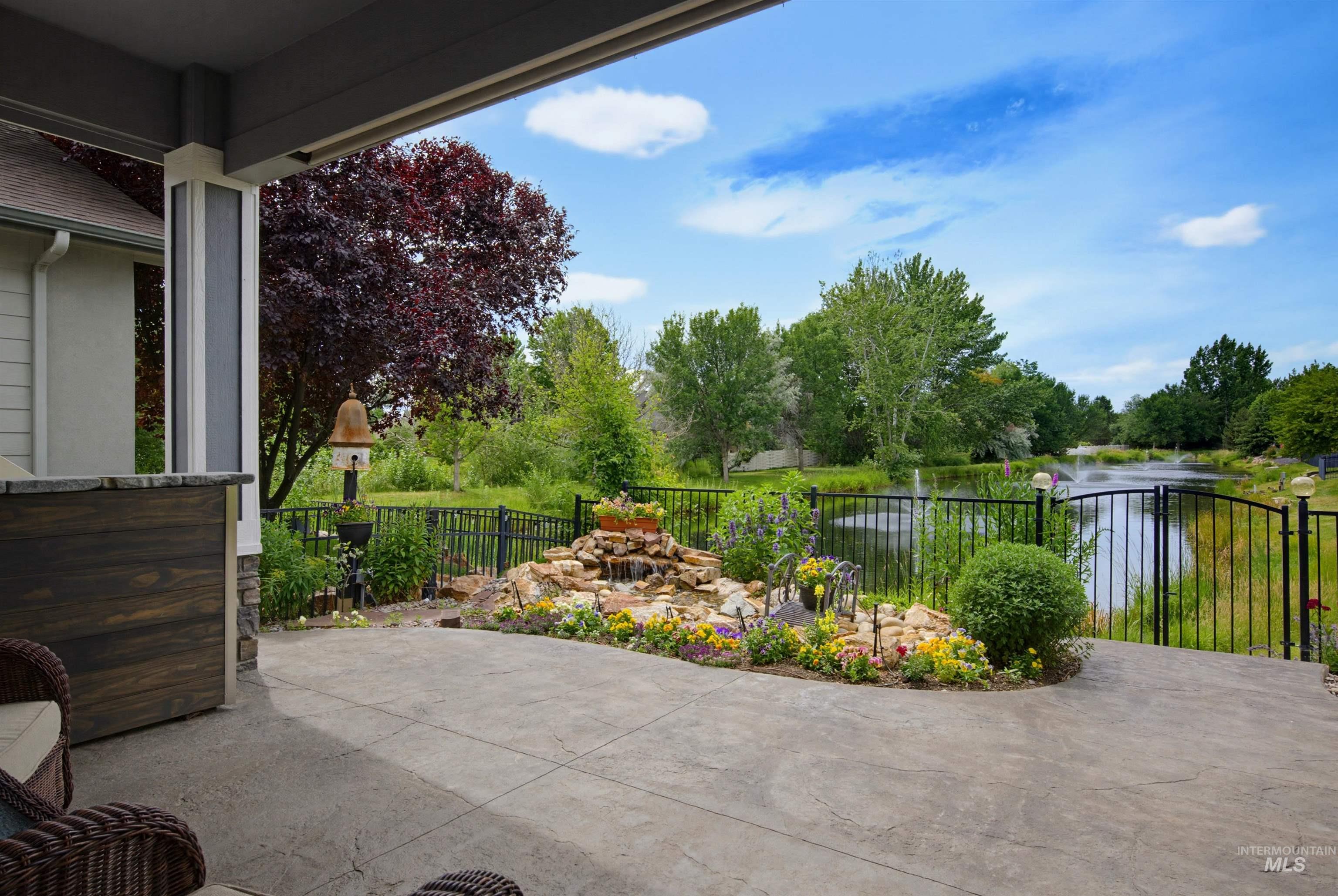 6359 N Mystic Cove Pl, Garden City, Idaho 83714, 3 Bedrooms, 2 Bathrooms, Residential For Sale, Price $659,900, 98991023