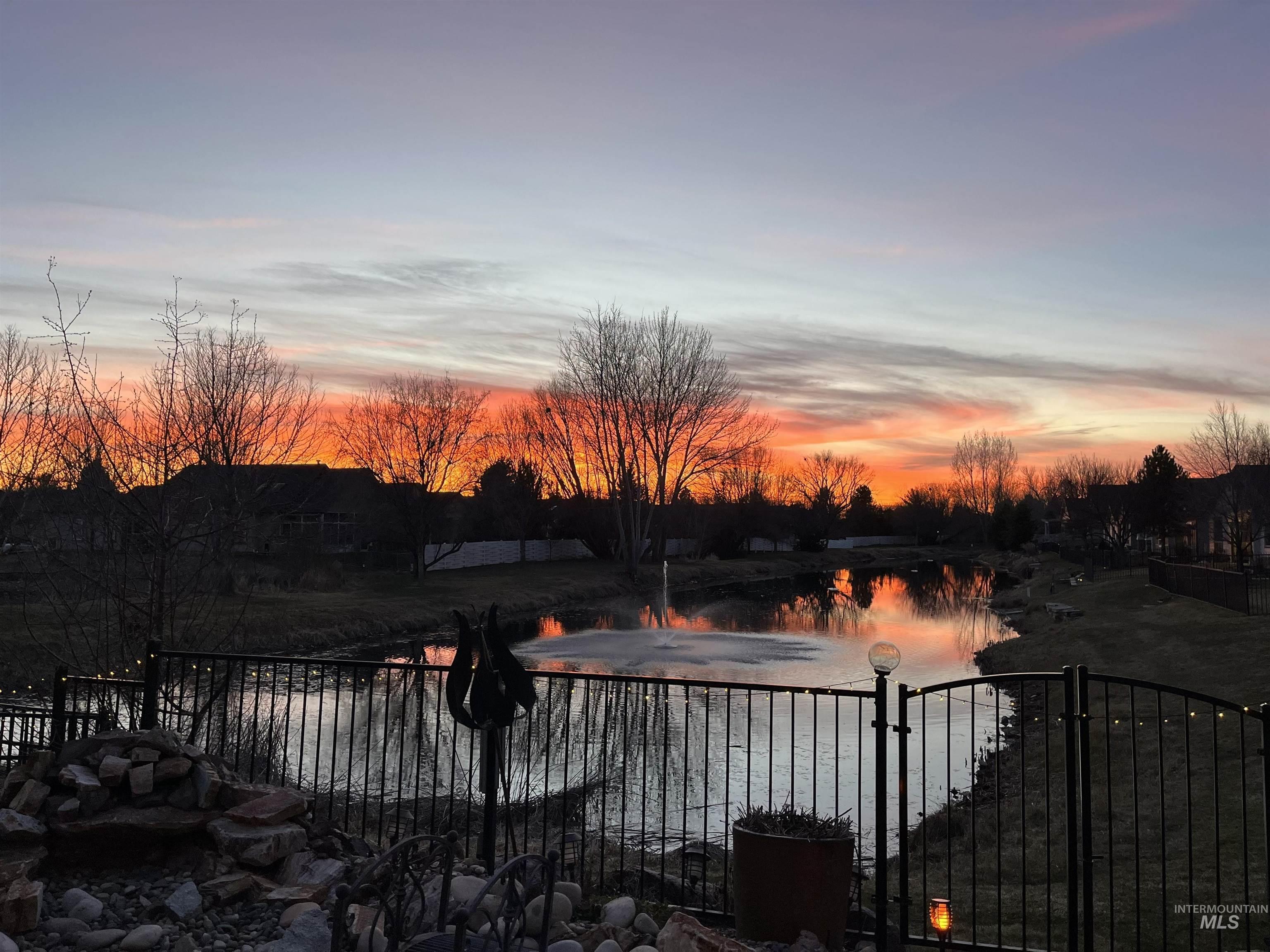 6359 N Mystic Cove Pl, Garden City, Idaho 83714, 3 Bedrooms, 2 Bathrooms, Residential For Sale, Price $659,900, 98991023