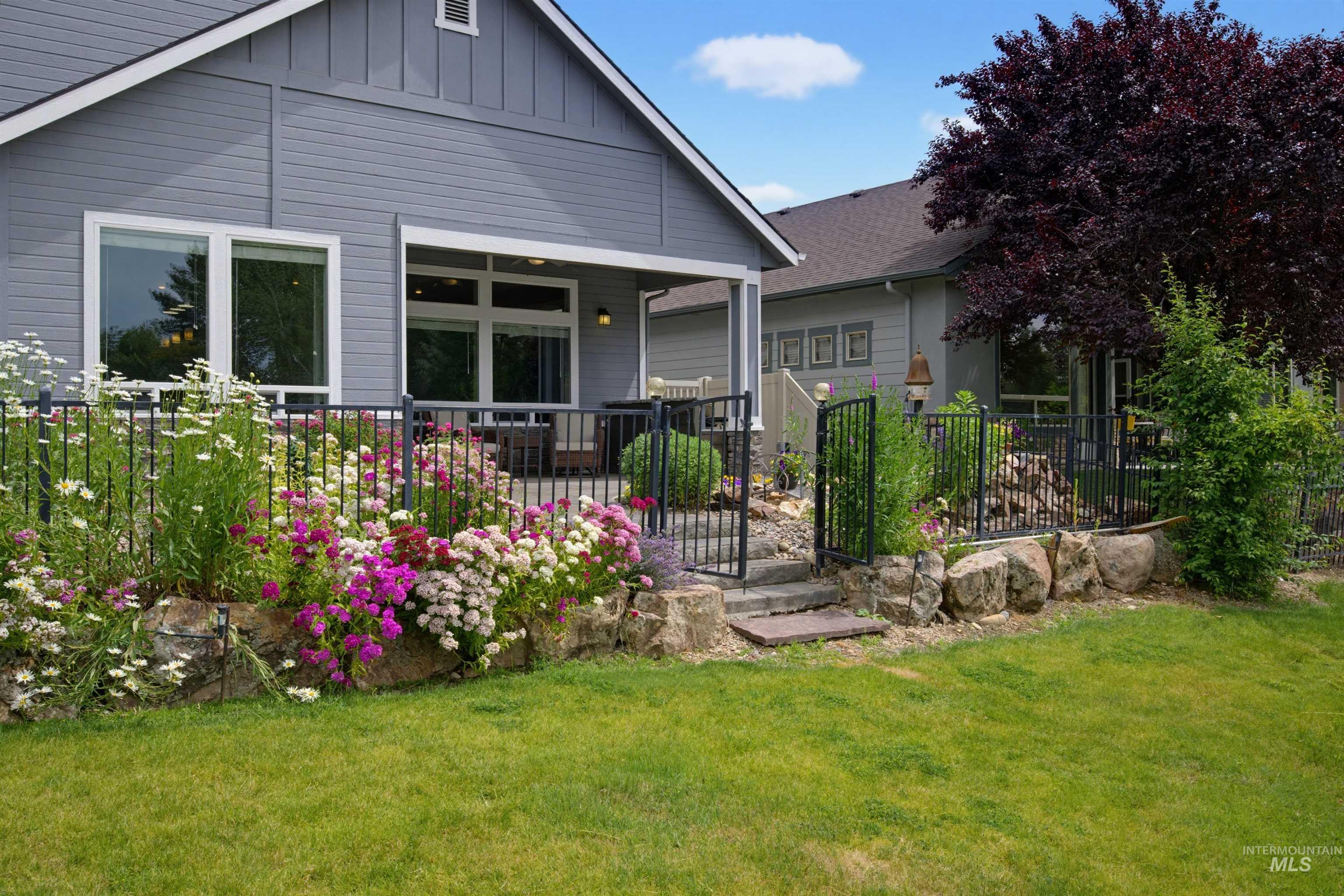 6359 N Mystic Cove Pl, Garden City, Idaho 83714, 3 Bedrooms, 2 Bathrooms, Residential For Sale, Price $659,900, 98991023
