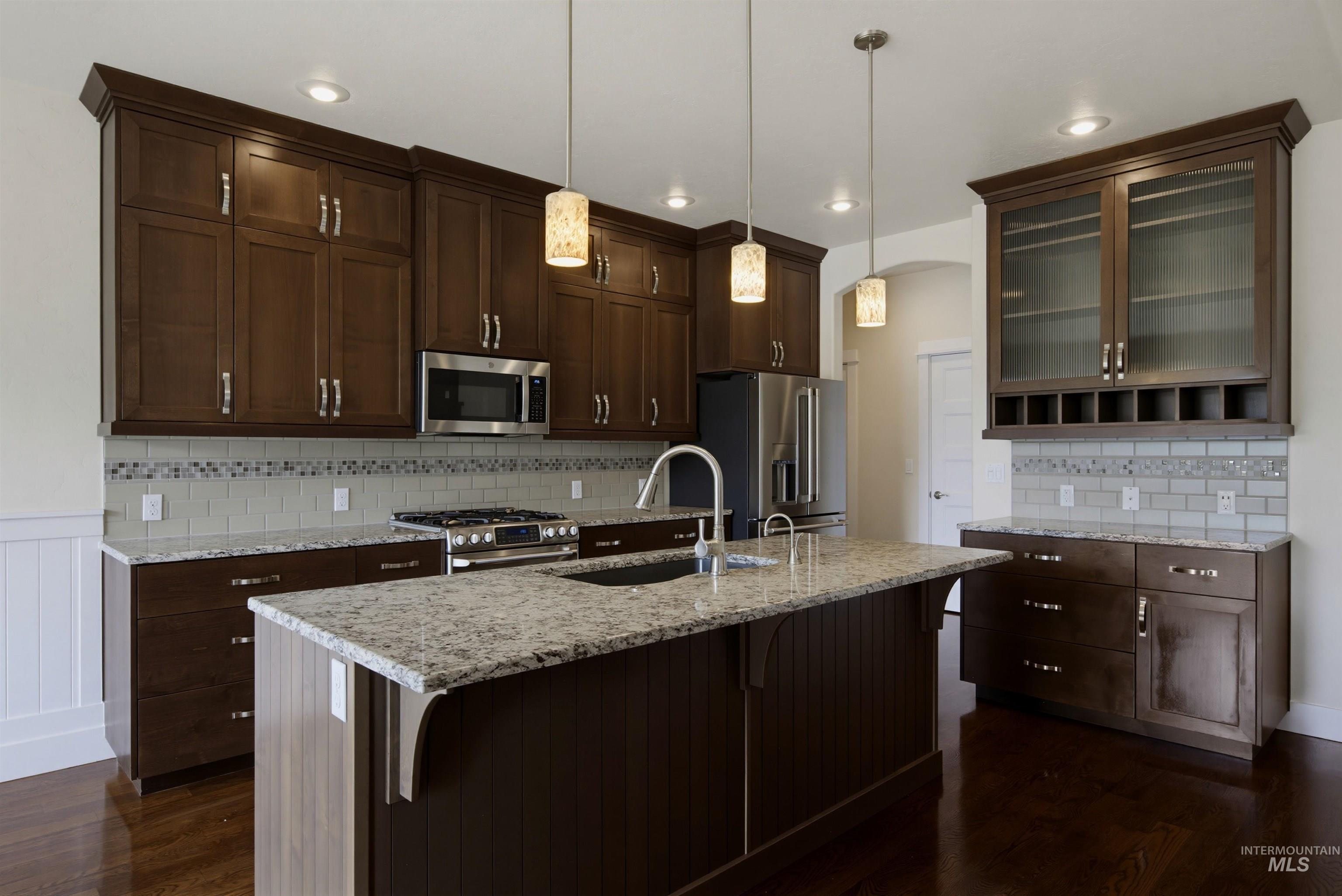 6359 N Mystic Cove Pl, Garden City, Idaho 83714, 3 Bedrooms, 2 Bathrooms, Residential For Sale, Price $659,900, 98991023