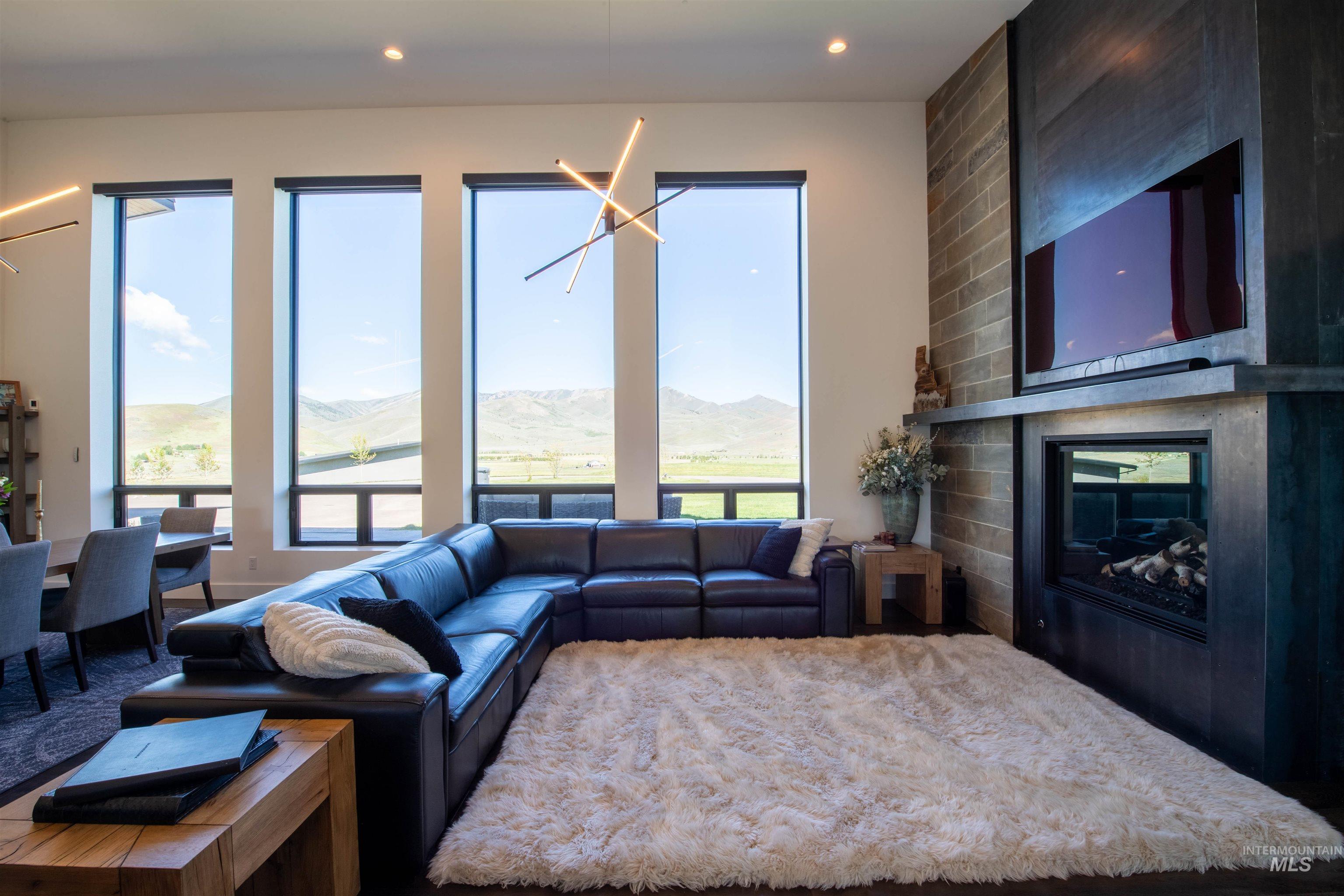 135 Rock Creek Rd, Hailey, Idaho 83333, 4 Bedrooms, 4.5 Bathrooms, Residential For Sale, Price $4,750,000,MLS 98991026