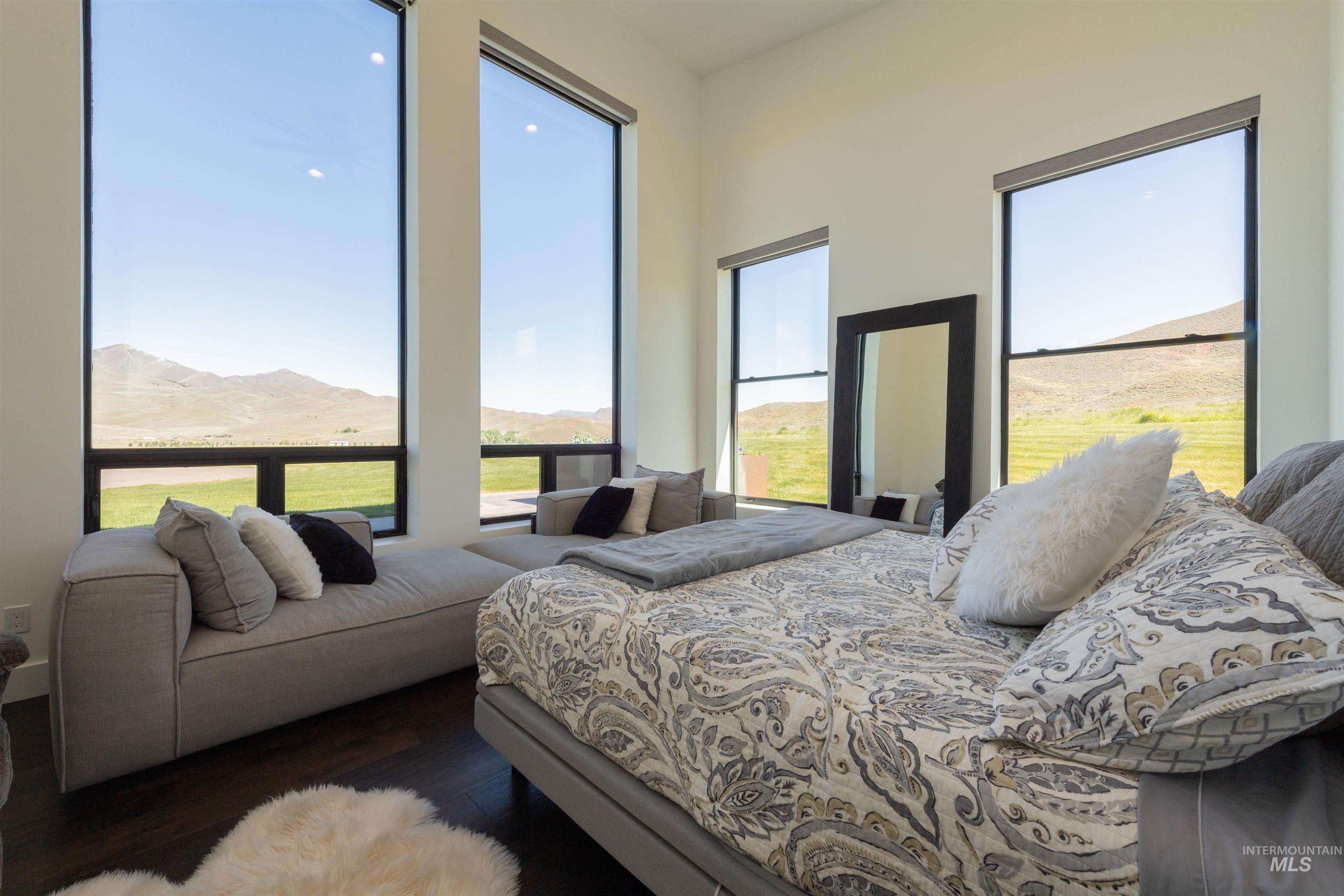 135 Rock Creek Rd, Hailey, Idaho 83333, 4 Bedrooms, 4.5 Bathrooms, Residential For Sale, Price $4,750,000,MLS 98991026