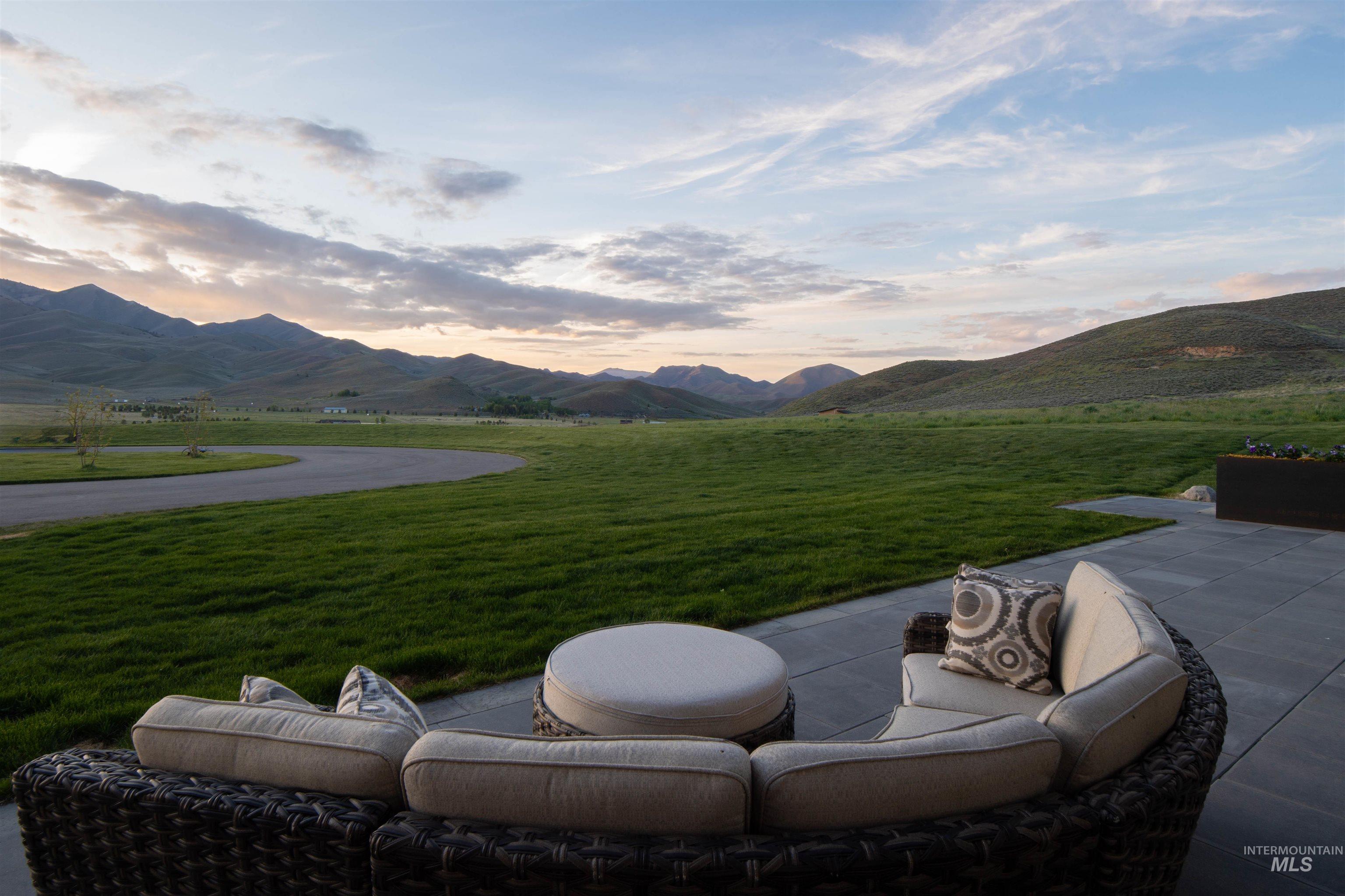 135 Rock Creek Rd, Hailey, Idaho 83333, 4 Bedrooms, 4.5 Bathrooms, Residential For Sale, Price $4,750,000,MLS 98991026