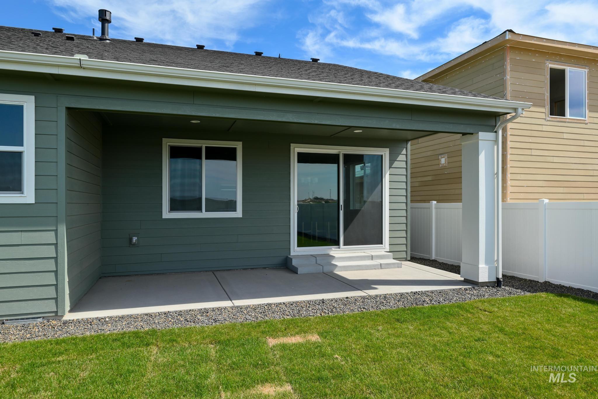 8479 W Millcreek Dr, Star, Idaho 83669, 3 Bedrooms, 2 Bathrooms, Residential For Sale, Price $519,000, 98991027
