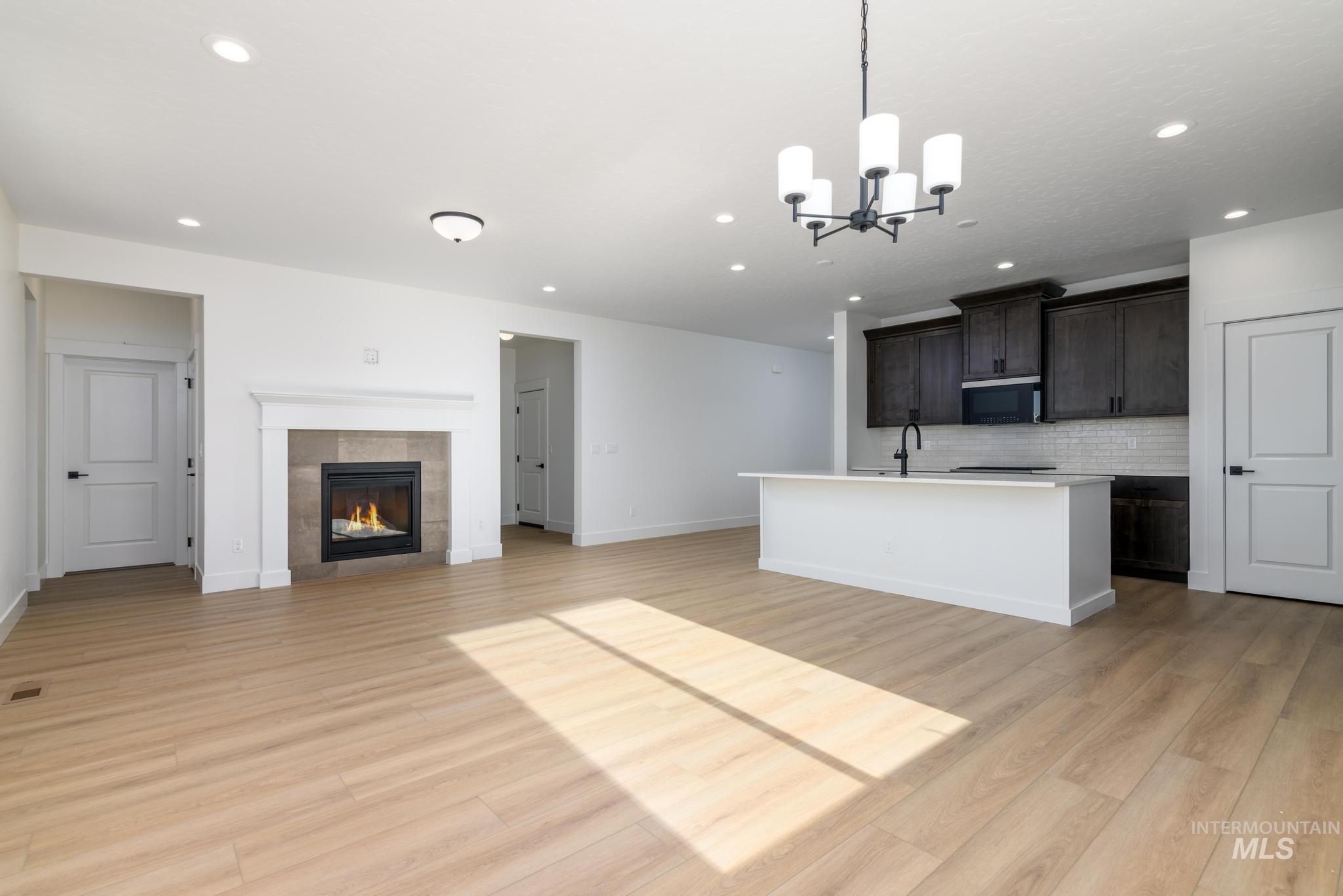 8479 W Millcreek Dr, Star, Idaho 83669, 3 Bedrooms, 2 Bathrooms, Residential For Sale, Price $519,000, 98991027