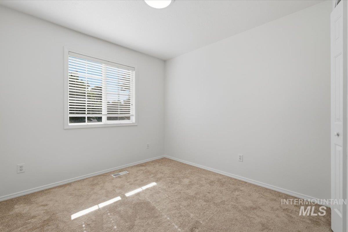 2883 S Ladera, Boise, Idaho 83705, 3 Bedrooms, 2.5 Bathrooms, Residential Income For Sale, Price $419,990, 98991029