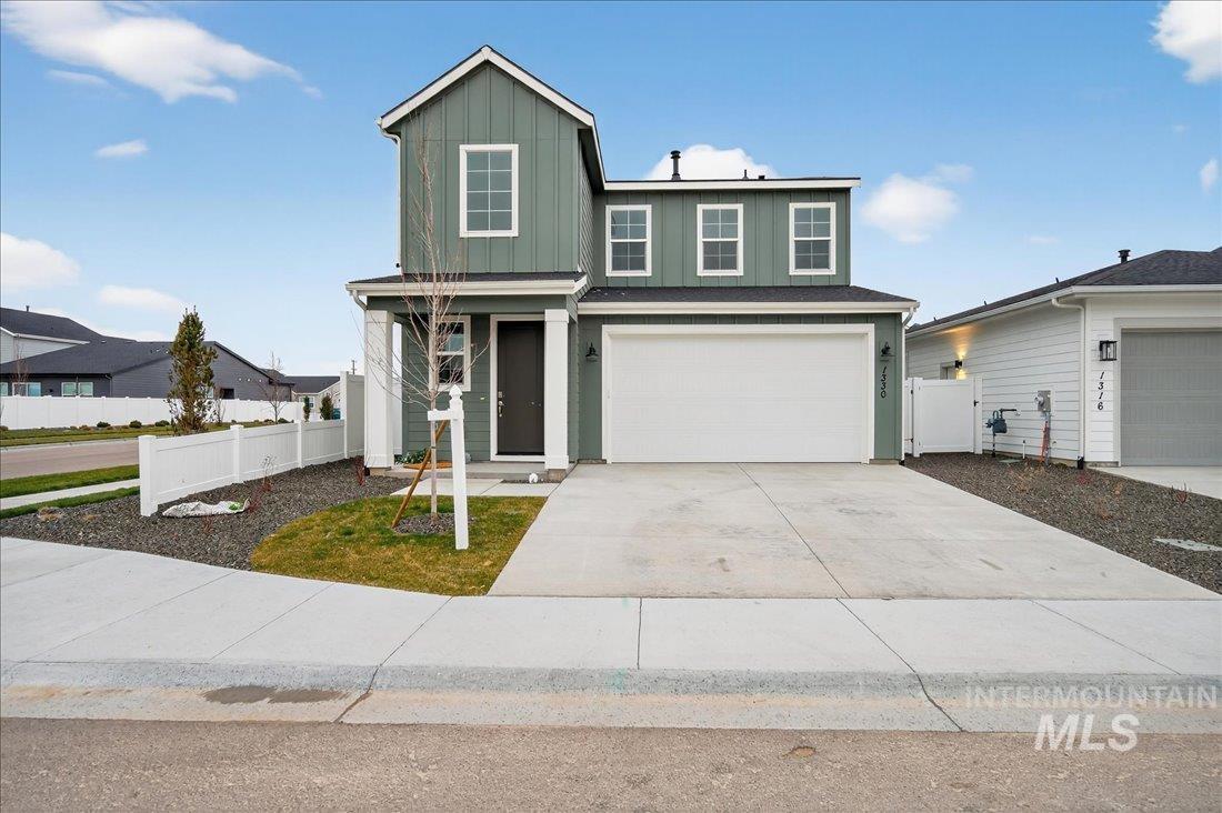 8462 W Millcreek Dr, Star, Idaho 83669, 3 Bedrooms, 2.5 Bathrooms, Residential For Sale, Price $529,000, 98991034