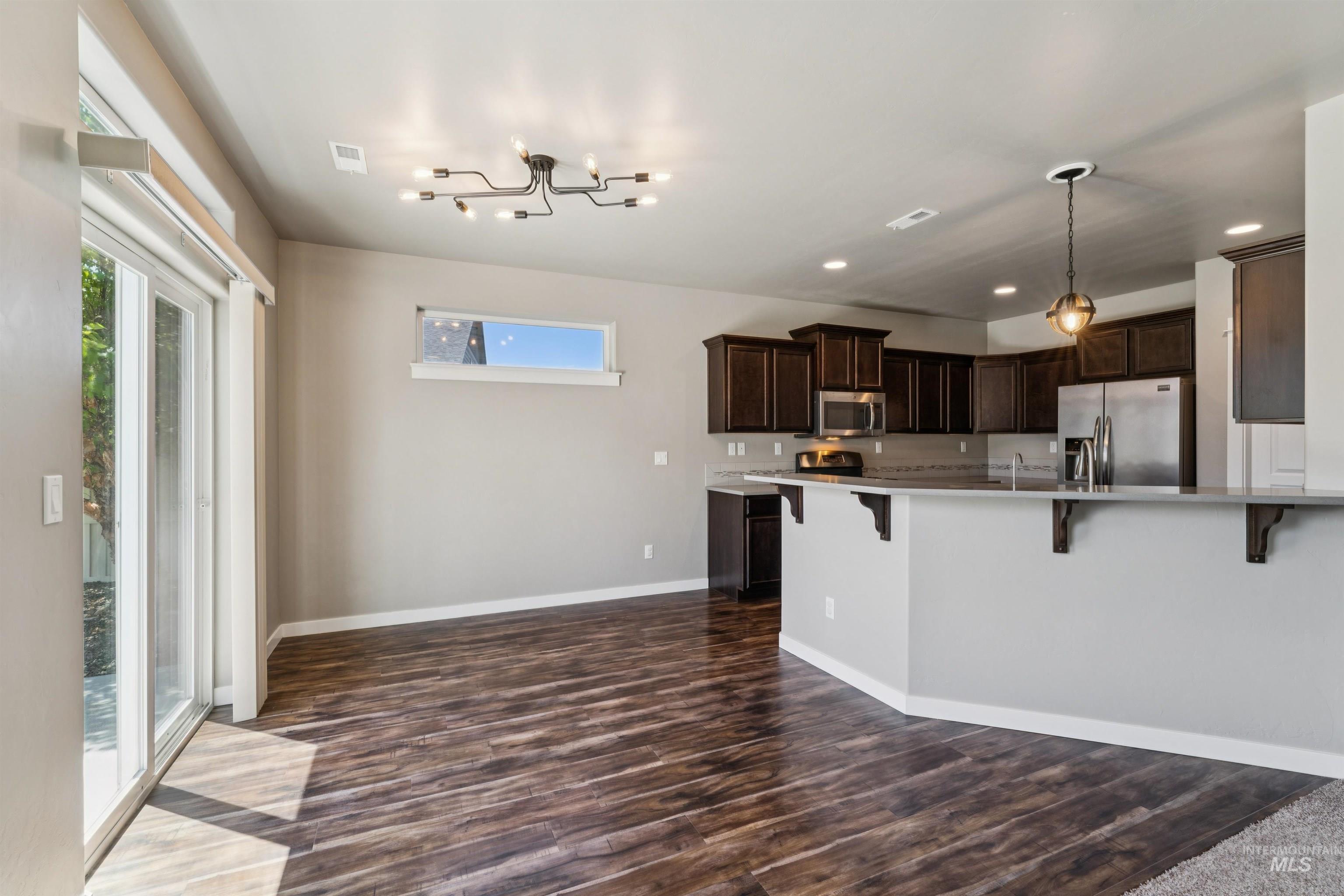 1470 S Diomi way, Boise, Idaho 83709, 3 Bedrooms, 2 Bathrooms, Residential For Sale, Price $485,000, 98991036