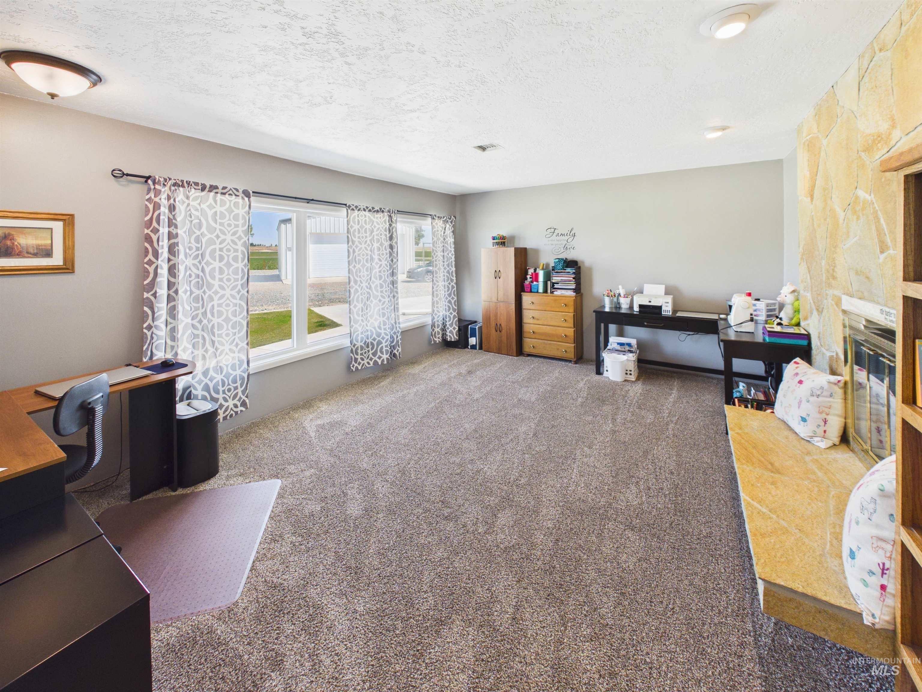 253 N 700 West, Paul, Idaho 83347, 5 Bedrooms, 2.5 Bathrooms, Residential For Sale, Price $575,000, 98991037