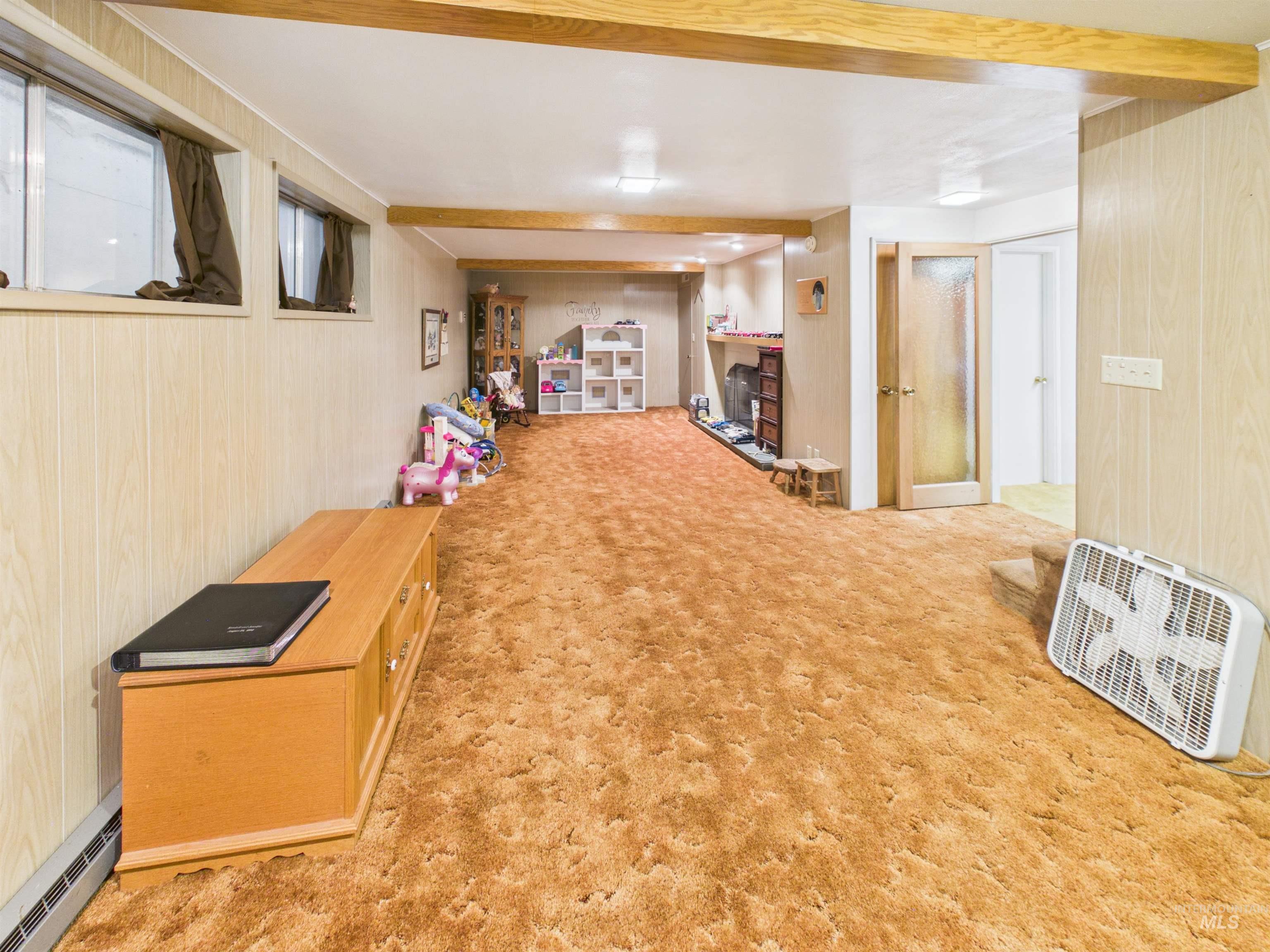 253 N 700 West, Paul, Idaho 83347, 5 Bedrooms, 2.5 Bathrooms, Residential For Sale, Price $575,000, 98991037