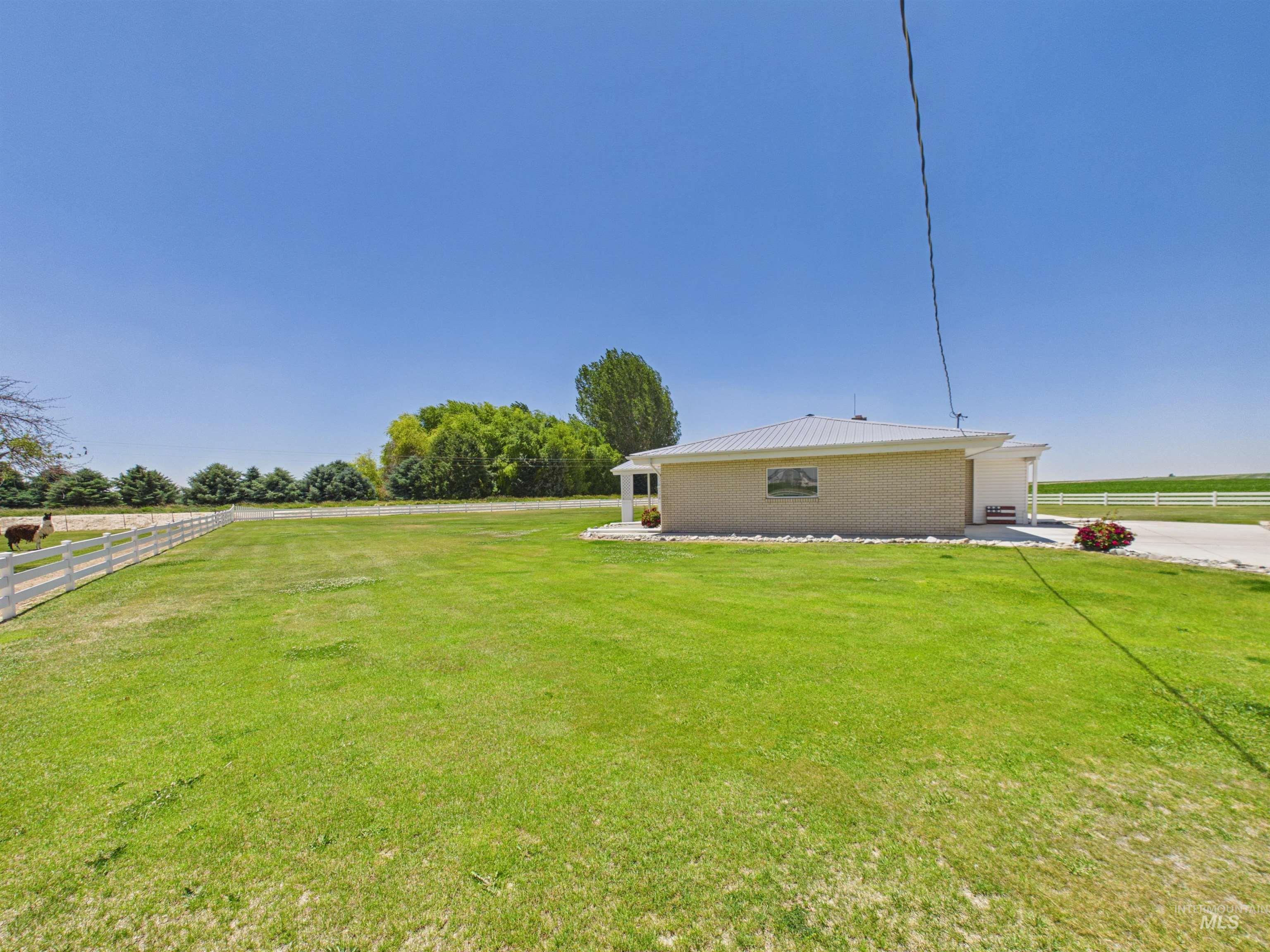253 N 700 West, Paul, Idaho 83347, 5 Bedrooms, 2.5 Bathrooms, Residential For Sale, Price $575,000, 98991037