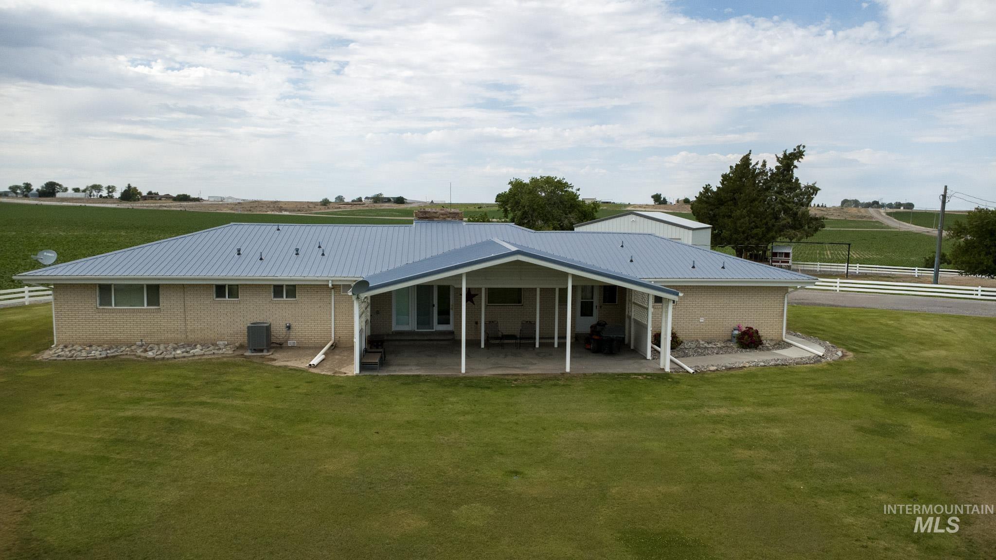 253 N 700 West, Paul, Idaho 83347, 5 Bedrooms, 2.5 Bathrooms, Residential For Sale, Price $575,000, 98991037