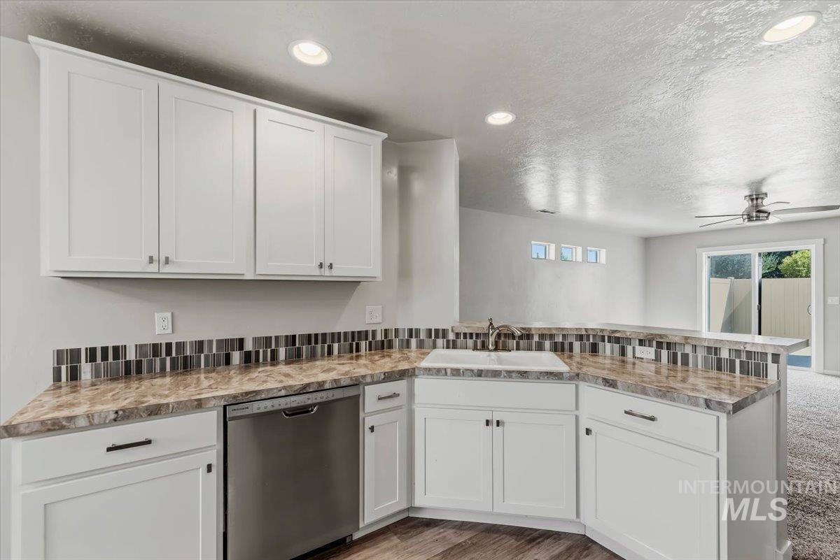 5170 N N Maplestone Ave., Meridian, Idaho 83646, 3 Bedrooms, 2 Bathrooms, Residential For Sale, Price $425,000, 98991038