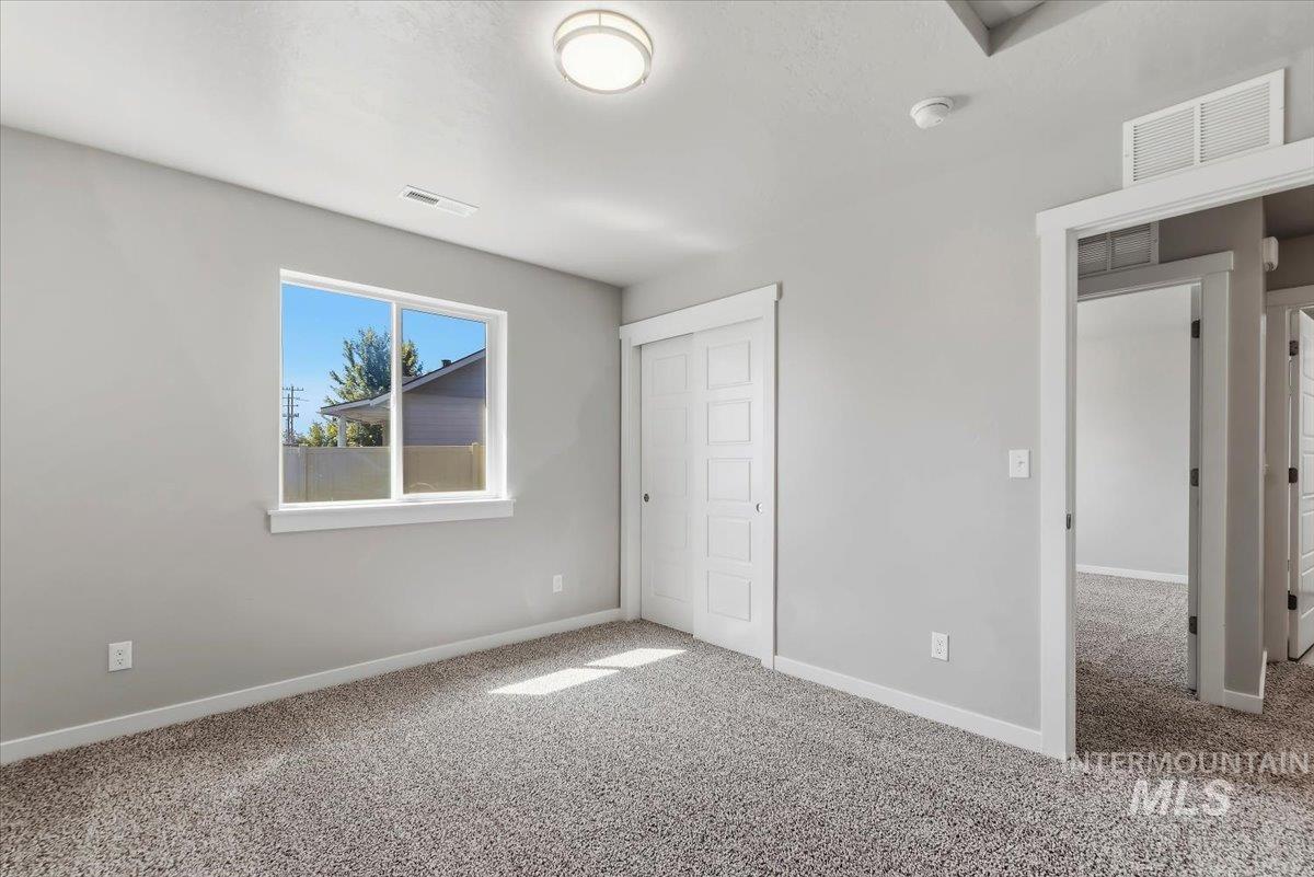 5170 N N Maplestone Ave., Meridian, Idaho 83646, 3 Bedrooms, 2 Bathrooms, Residential For Sale, Price $425,000, 98991038
