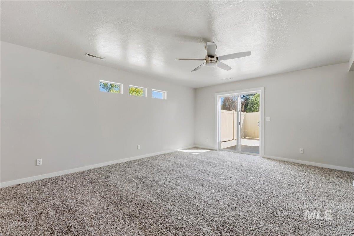 5170 N N Maplestone Ave., Meridian, Idaho 83646, 3 Bedrooms, 2 Bathrooms, Residential For Sale, Price $425,000, 98991038