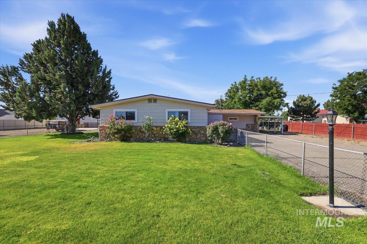 2717 E Victory, Nampa, Idaho 83687, 4 Bedrooms, 3 Bathrooms, Farm & Ranch For Sale, Price $739,900,MLS 98991041