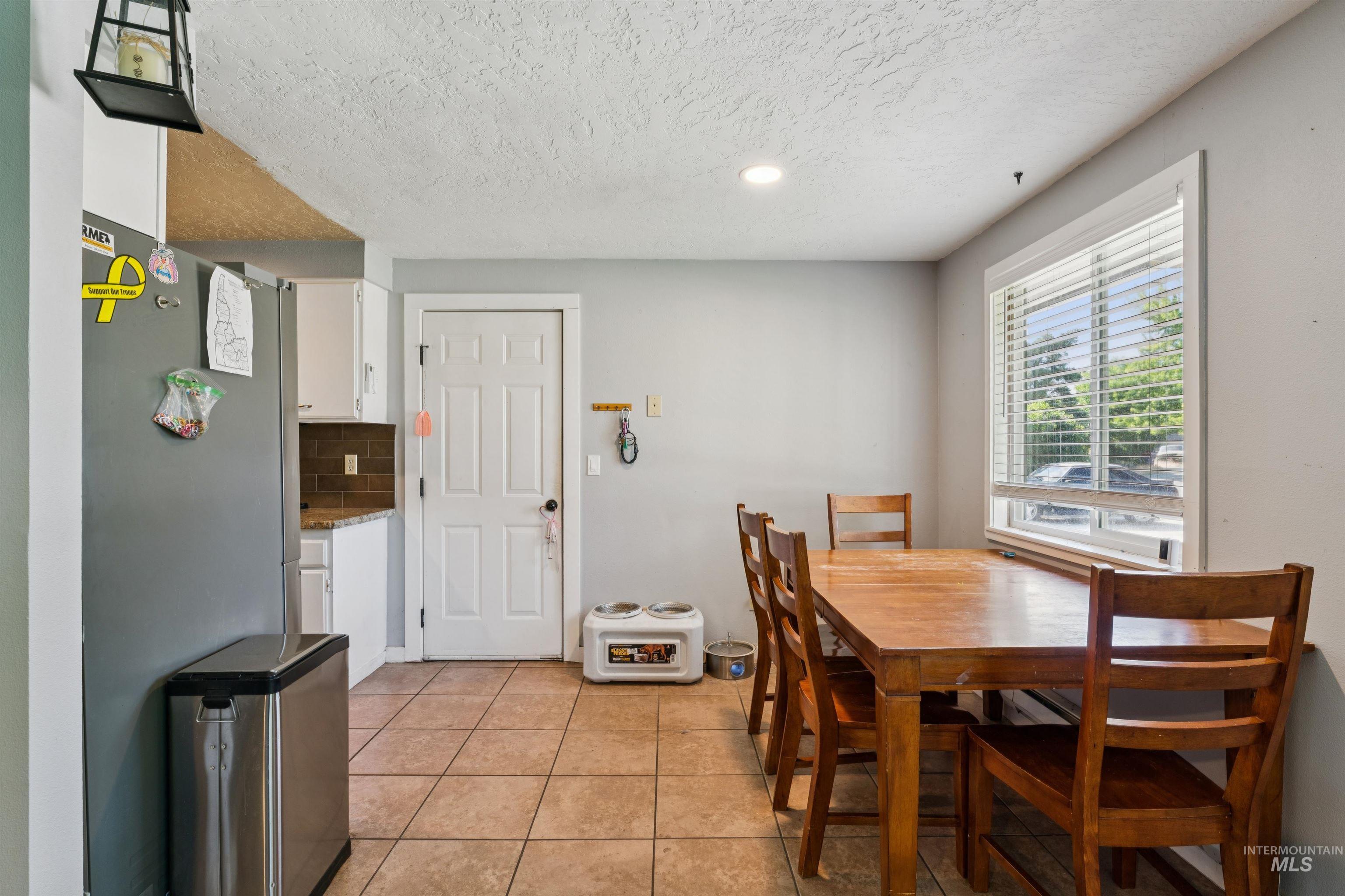 10707 W Blue Fox Ct, Boise, Idaho 83709, 3 Bedrooms, 1 Bathroom, Residential For Sale, Price $385,000, 98991042