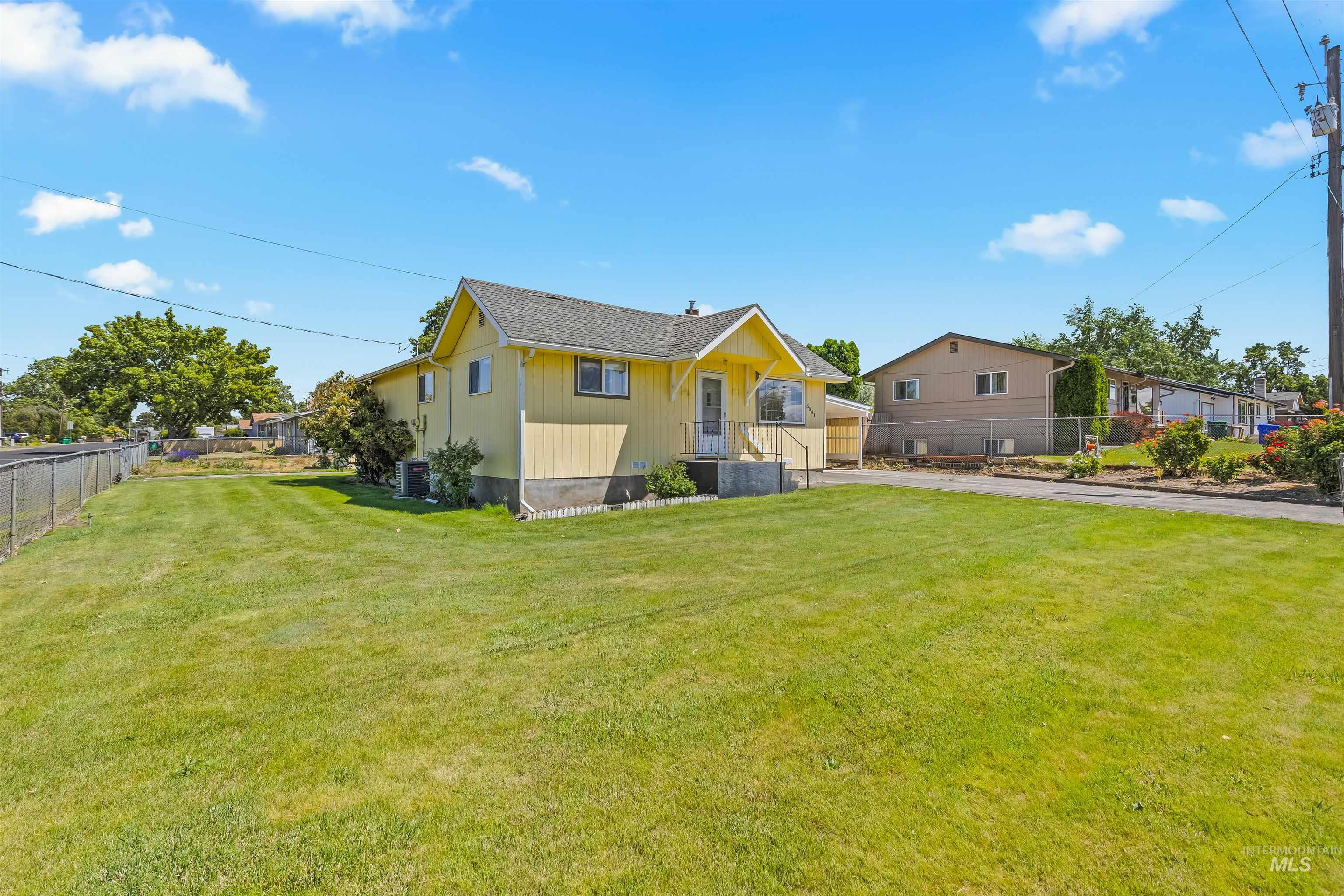 3601 12th Street, Lewiston, Idaho 83501, 2 Bedrooms, 1 Bathroom, Residential For Sale, Price $309,000, 98991044