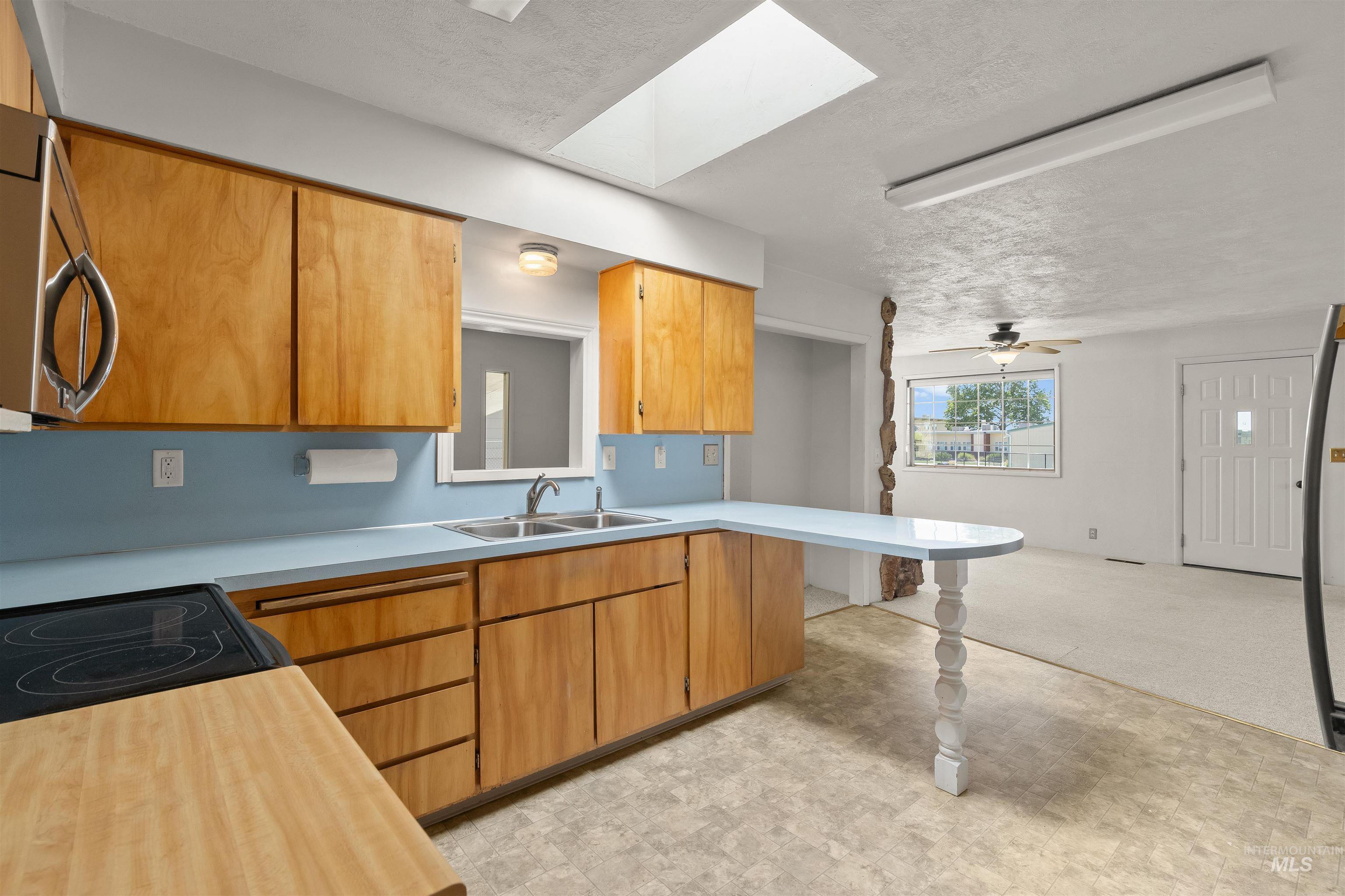 3601 12th Street, Lewiston, Idaho 83501, 2 Bedrooms, 1 Bathroom, Residential For Sale, Price $309,000, 98991044