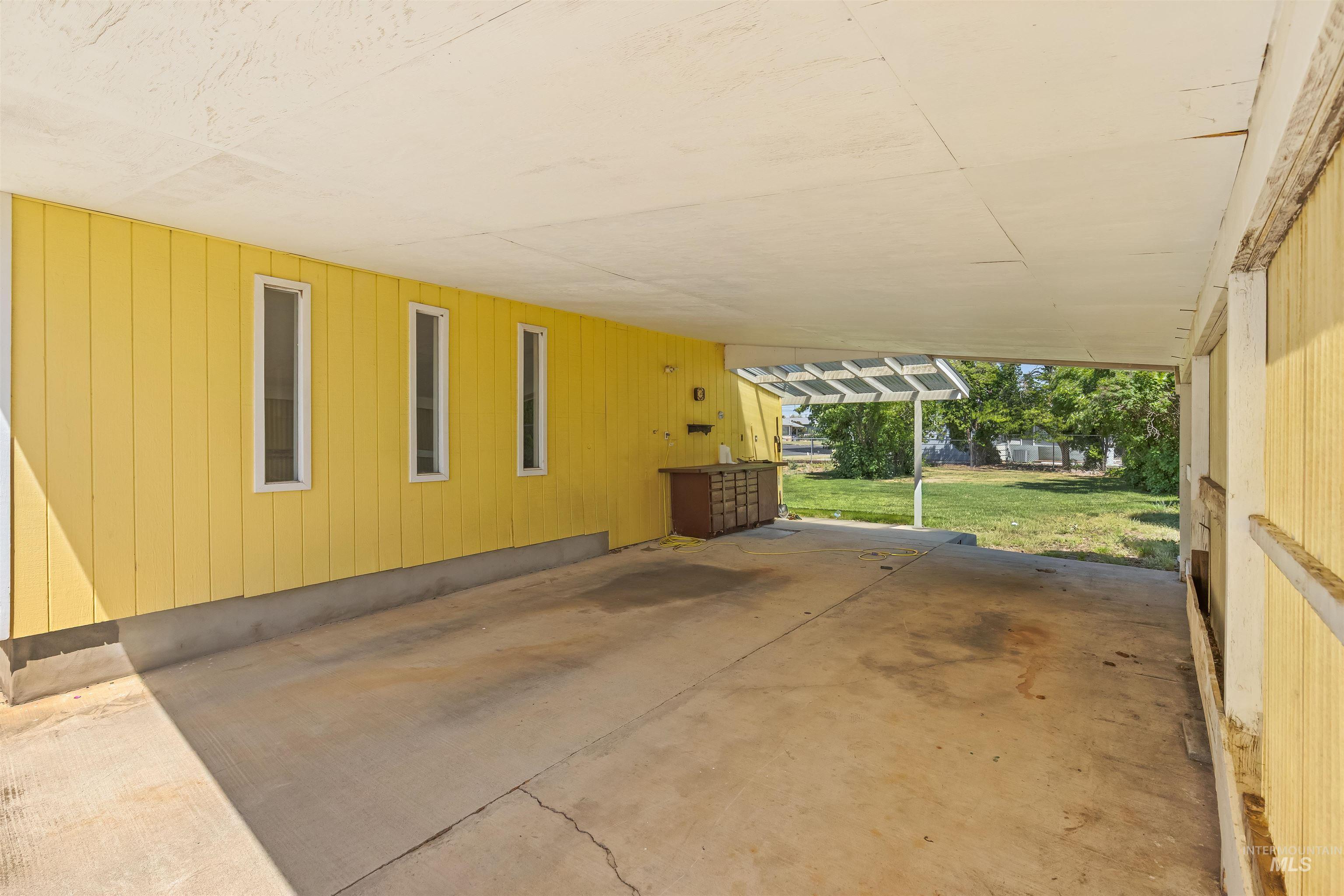 3601 12th Street, Lewiston, Idaho 83501, 2 Bedrooms, 1 Bathroom, Residential For Sale, Price $309,000, 98991044