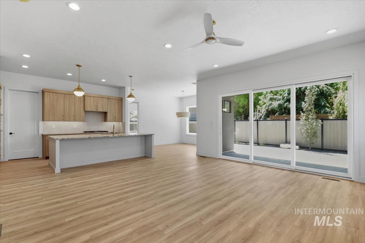 4637 N Collister Dr, Boise, Idaho 83703, 3 Bedrooms, 2.5 Bathrooms, Residential For Sale, Price $860,000, 98991045