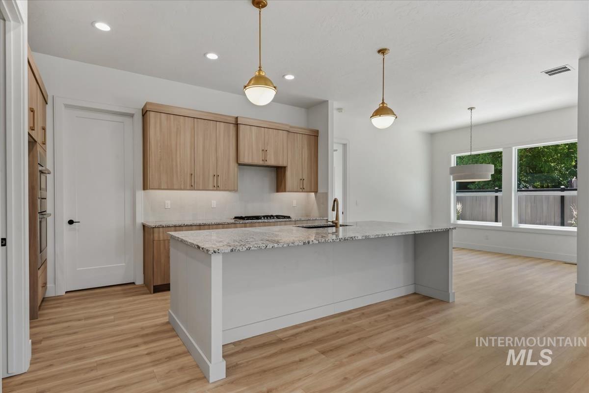 4637 N Collister Dr, Boise, Idaho 83703, 3 Bedrooms, 2.5 Bathrooms, Residential For Sale, Price $860,000, 98991045