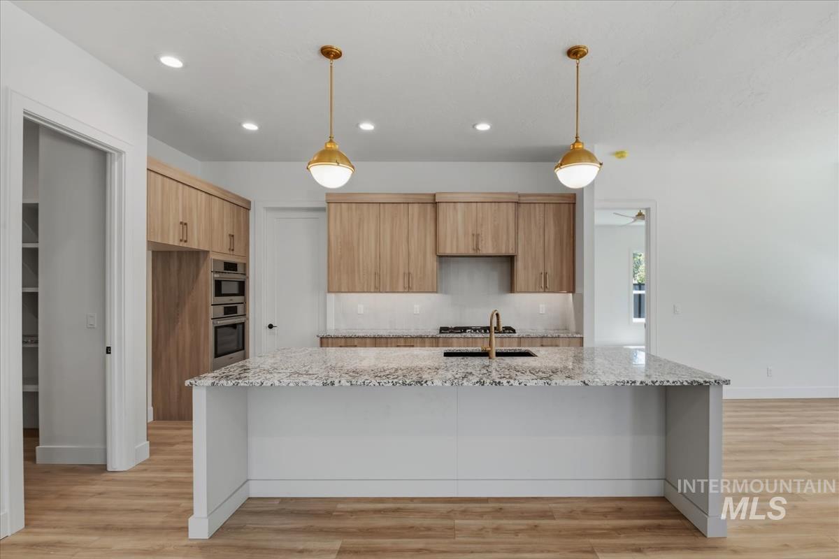 4637 N Collister Dr, Boise, Idaho 83703, 3 Bedrooms, 2.5 Bathrooms, Residential For Sale, Price $860,000, 98991045