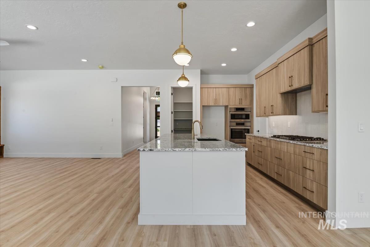 4637 N Collister Dr, Boise, Idaho 83703, 3 Bedrooms, 2.5 Bathrooms, Residential For Sale, Price $860,000, 98991045