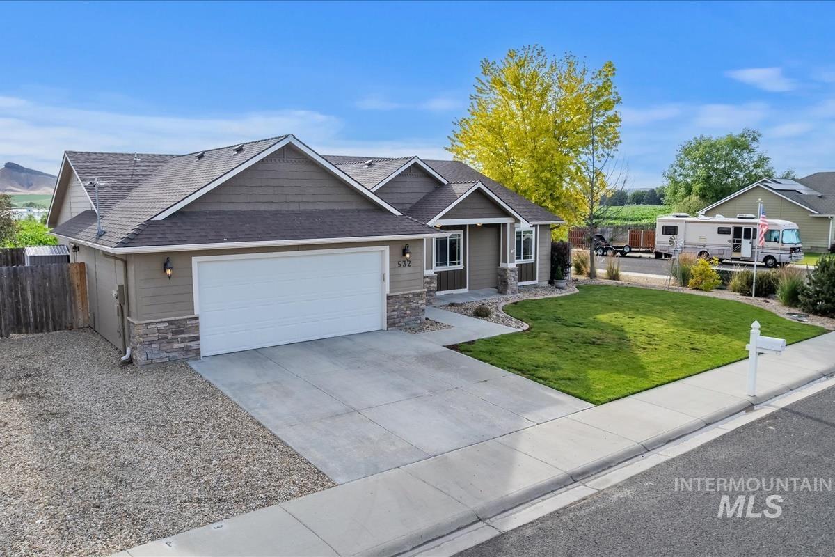 532 Morning Dove Way, Marsing, Idaho 83639, 3 Bedrooms, 2 Bathrooms, Residential For Sale, Price $405,000, 98991046