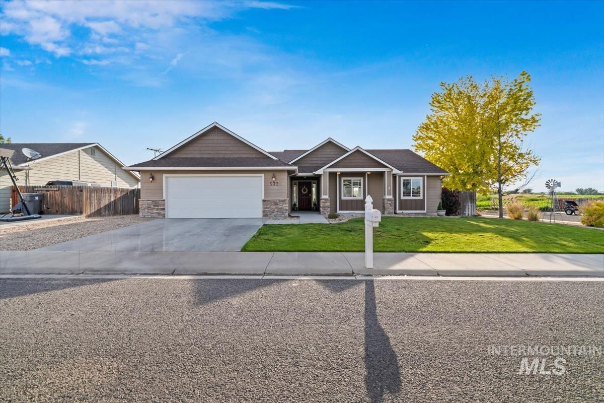 532 Morning Dove Way, Marsing, Idaho 83639, 3 Bedrooms, 2 Bathrooms, Residential For Sale, Price $405,000, 98991046