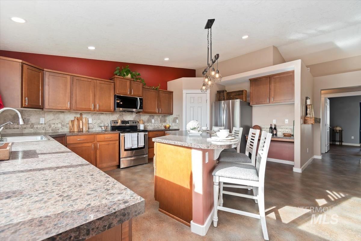 532 Morning Dove Way, Marsing, Idaho 83639, 3 Bedrooms, 2 Bathrooms, Residential For Sale, Price $405,000, 98991046