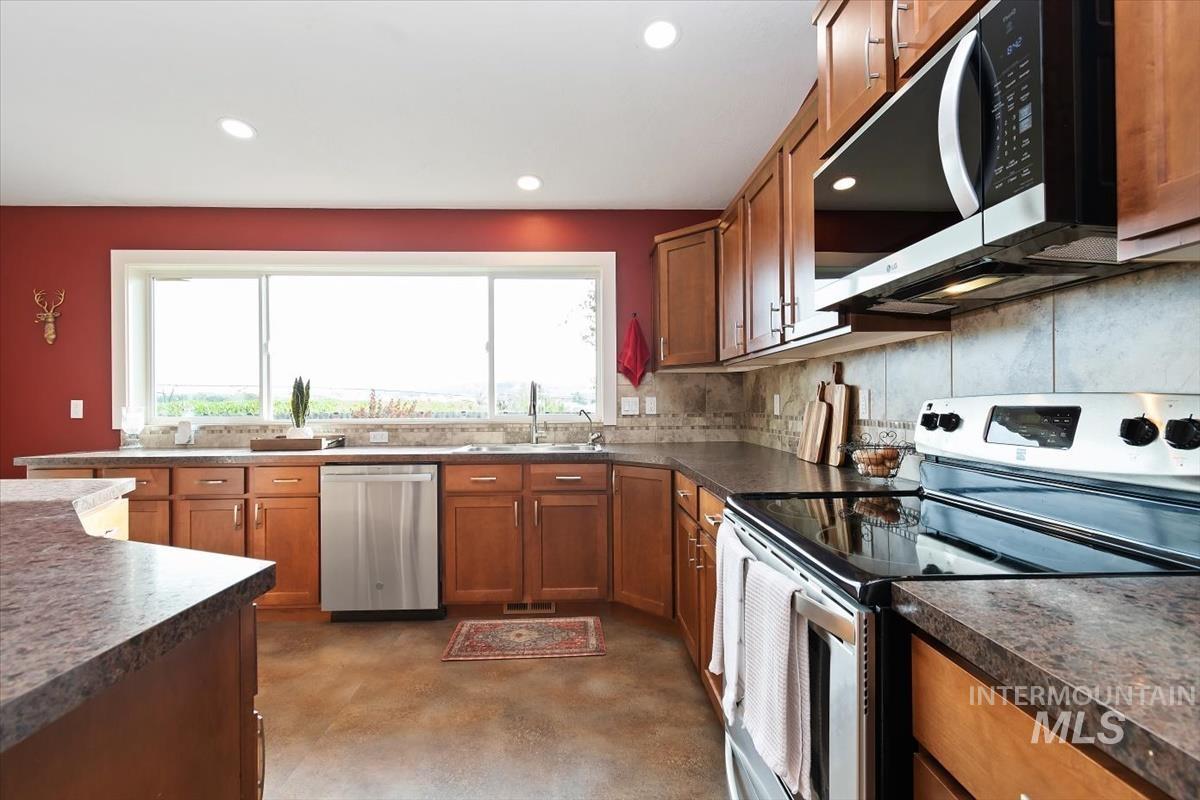 532 Morning Dove Way, Marsing, Idaho 83639, 3 Bedrooms, 2 Bathrooms, Residential For Sale, Price $405,000, 98991046