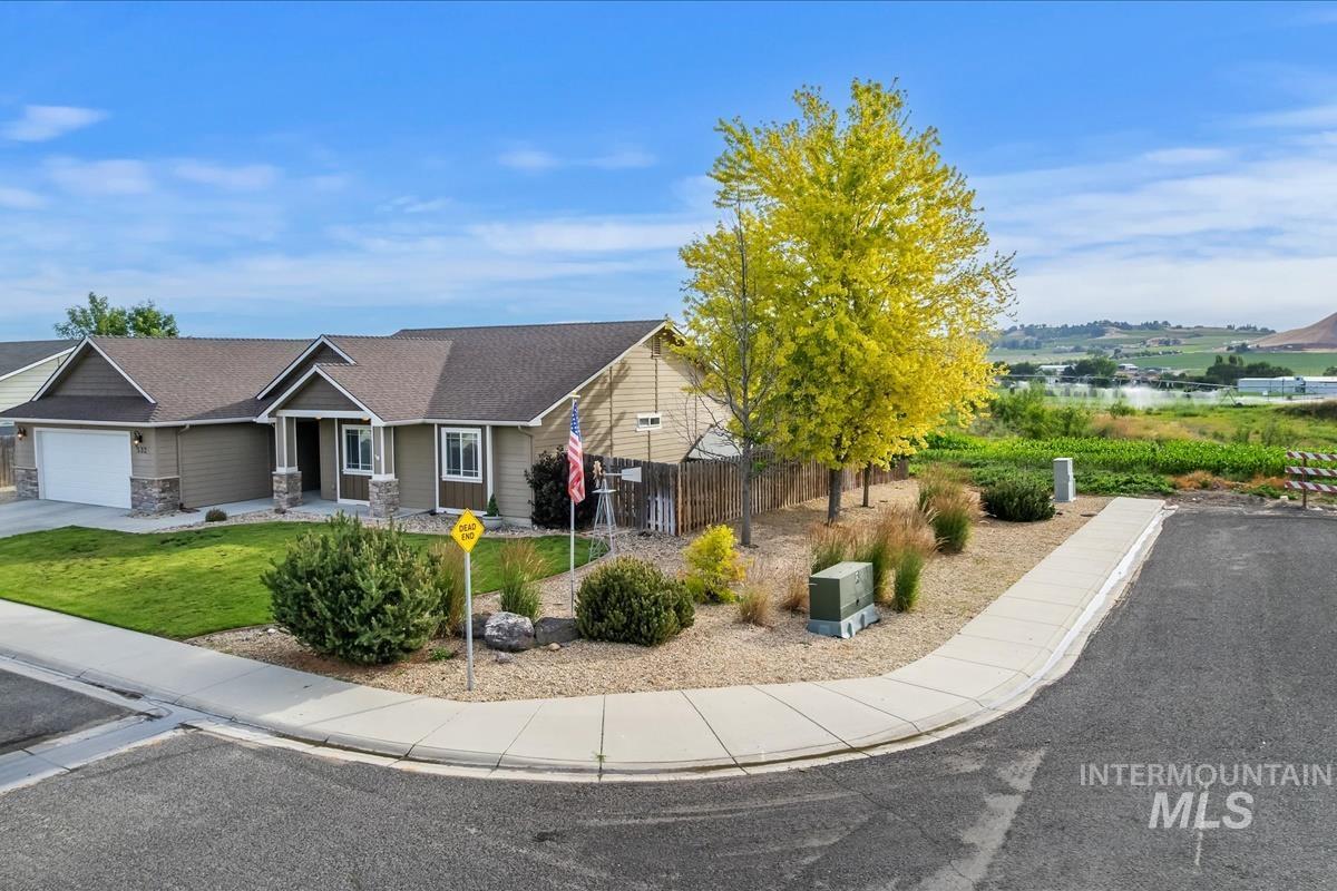 532 Morning Dove Way, Marsing, Idaho 83639, 3 Bedrooms, 2 Bathrooms, Residential For Sale, Price $405,000, 98991046