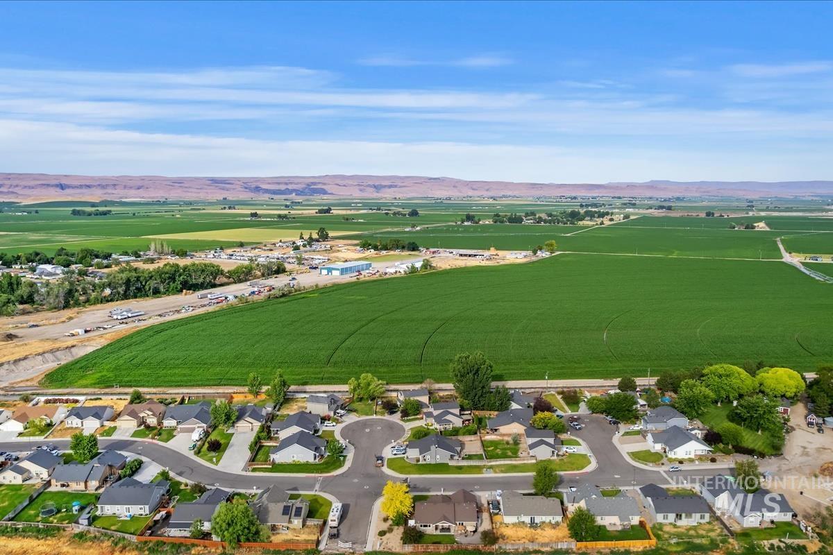 532 Morning Dove Way, Marsing, Idaho 83639, 3 Bedrooms, 2 Bathrooms, Residential For Sale, Price $405,000, 98991046