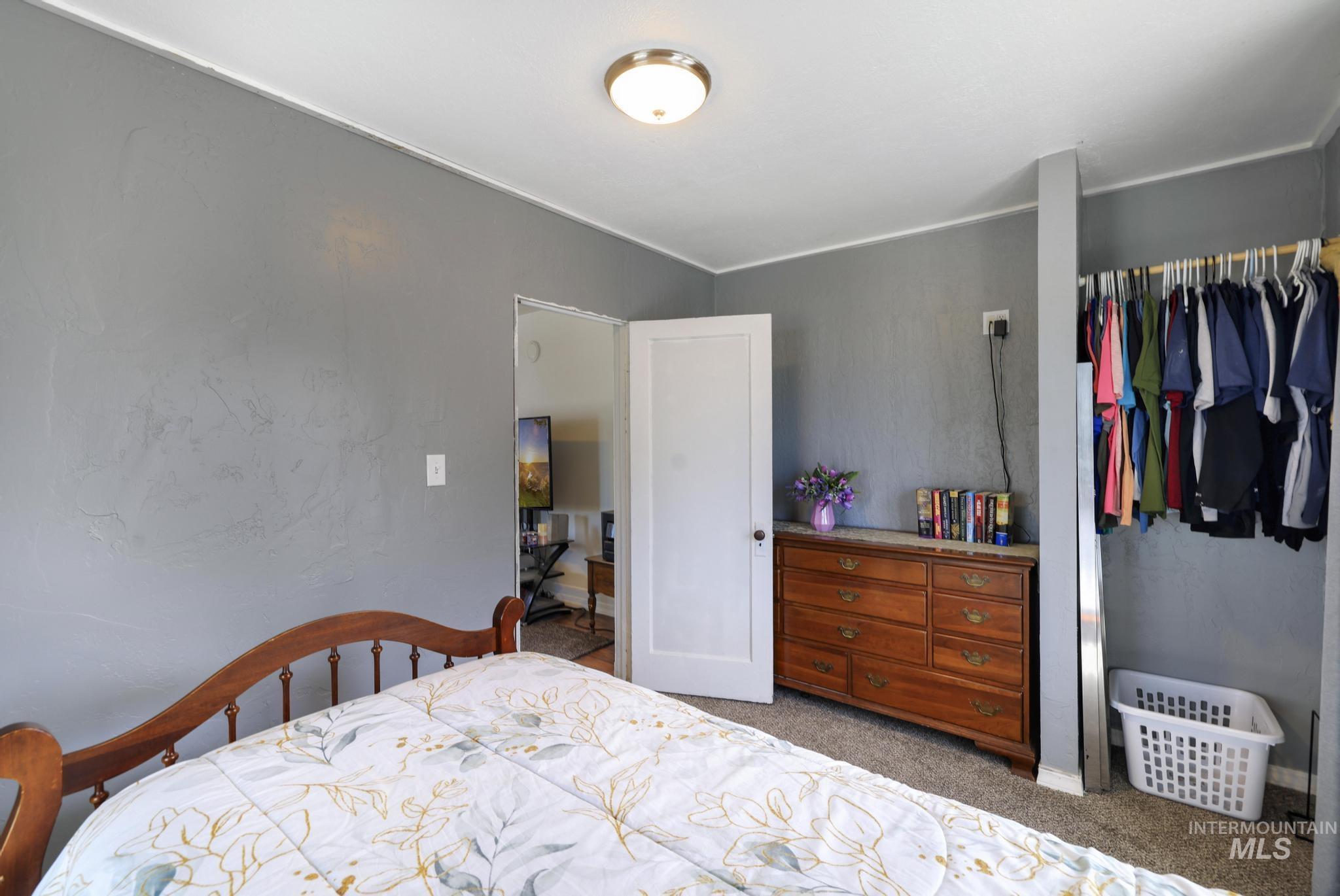 212 8th Ave S, Buhl, Idaho 83316-1323, 2 Bedrooms, 1 Bathroom, Residential For Sale, Price $195,000, 98991051