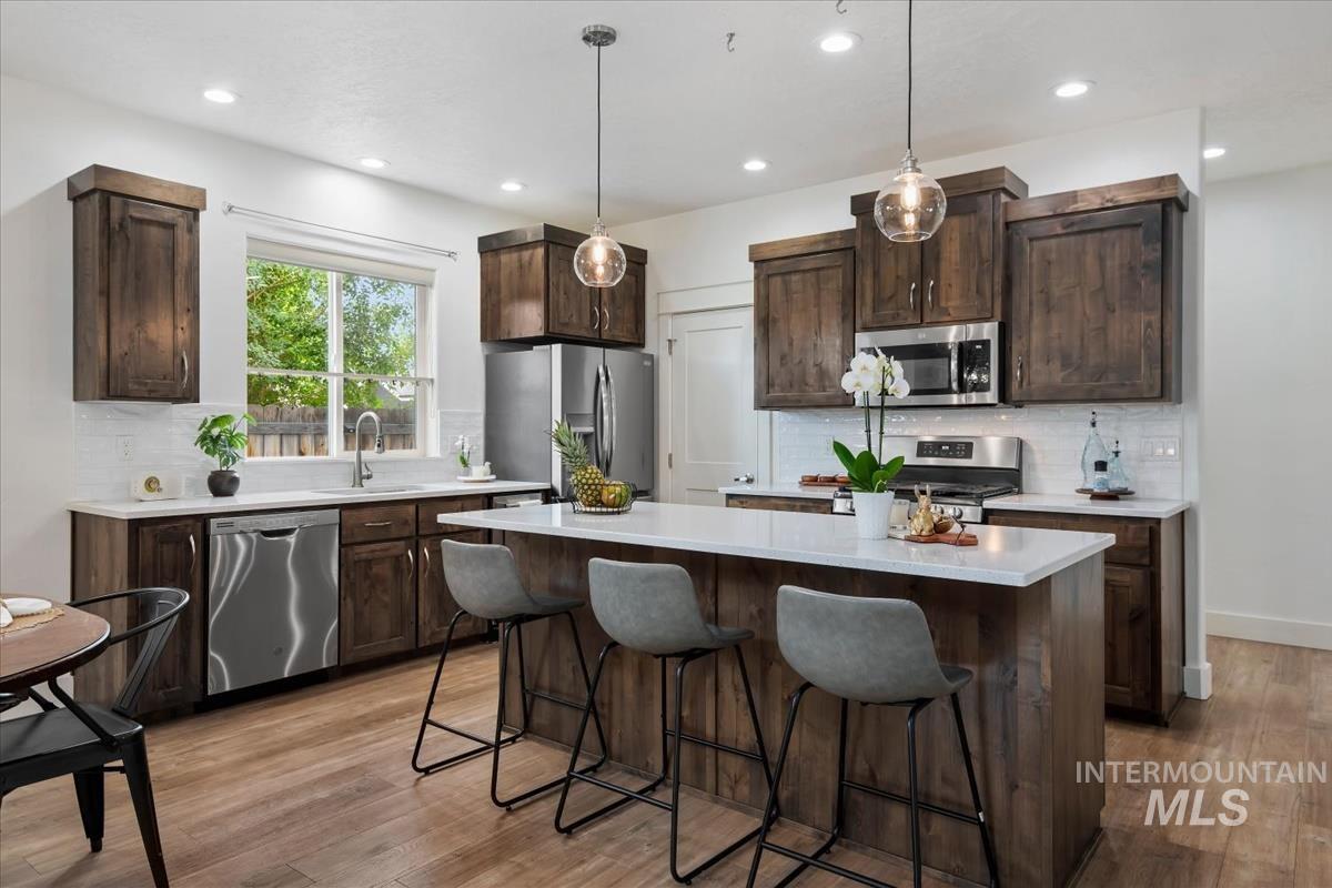 9617 W De Witt St, Boise, Idaho 83704, 3 Bedrooms, 2 Bathrooms, Residential For Sale, Price $450,000,MLS 98991052