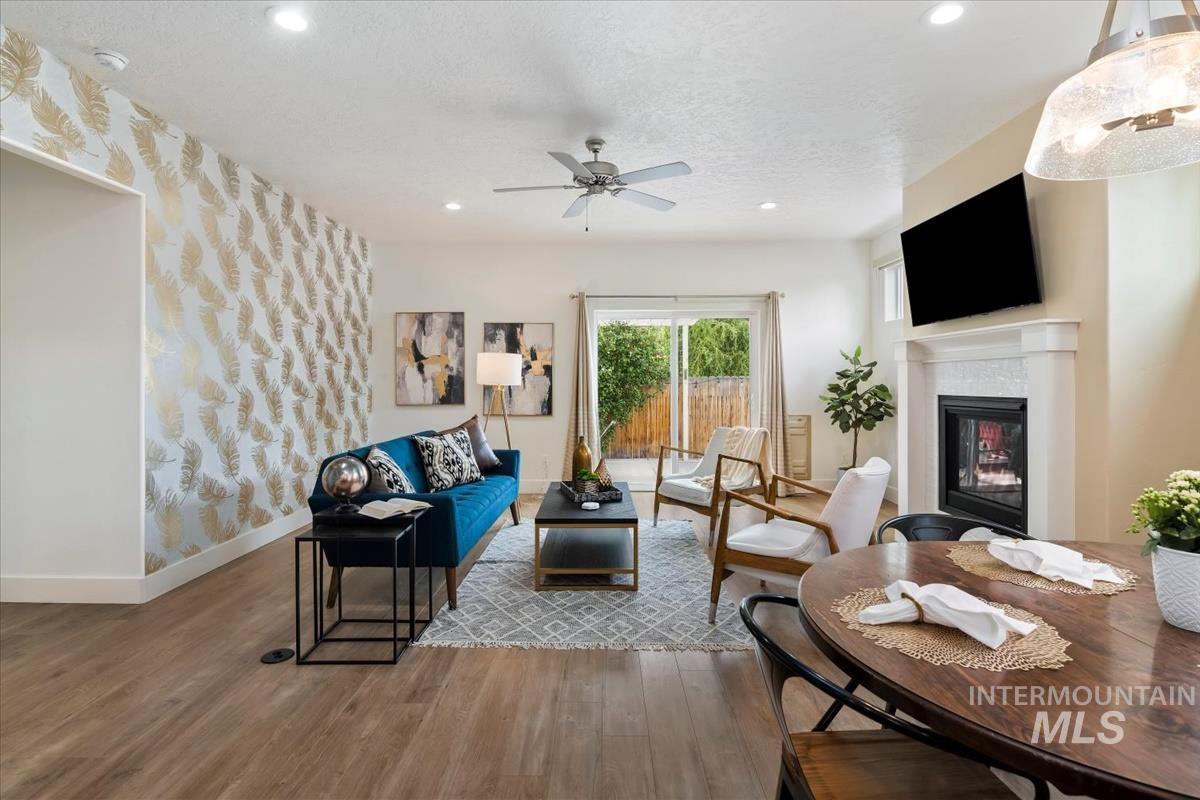 9617 W De Witt St, Boise, Idaho 83704, 3 Bedrooms, 2 Bathrooms, Residential For Sale, Price $450,000,MLS 98991052