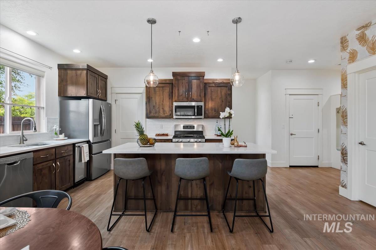 9617 W De Witt St, Boise, Idaho 83704, 3 Bedrooms, 2 Bathrooms, Residential For Sale, Price $450,000,MLS 98991052