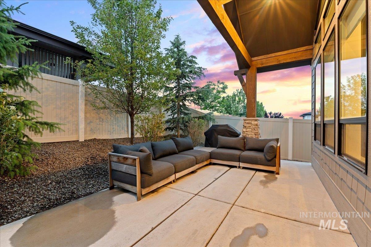 9709 W Snowcap Dr, Boise, Idaho 83709, 3 Bedrooms, 2.5 Bathrooms, Residential For Sale, Price $1,050,000,MLS 98991053